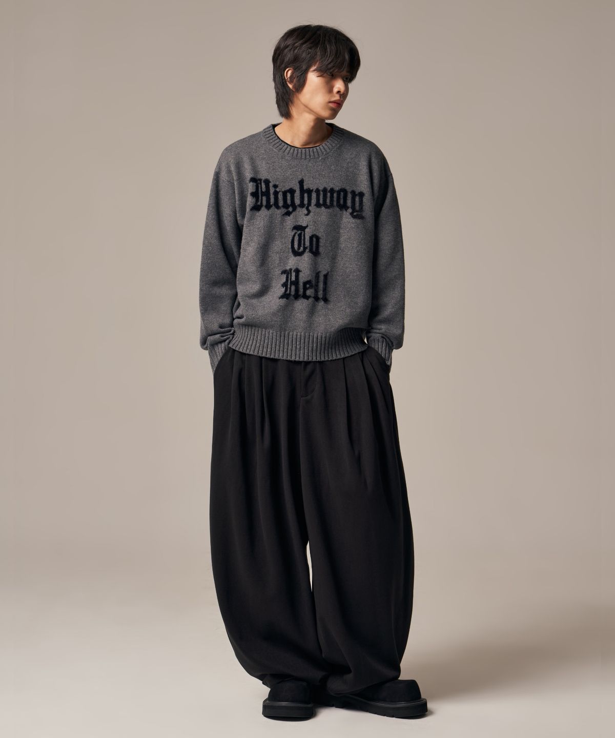 아이돈워너셀(IDWS) Void 4 Tuck Balloon Trouser Black