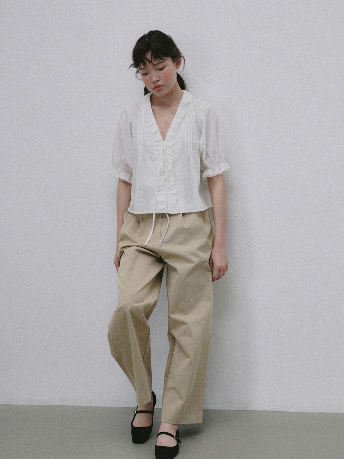 플라드주르(PLATDUJOUR) Wide Two tuck pants (Beige)