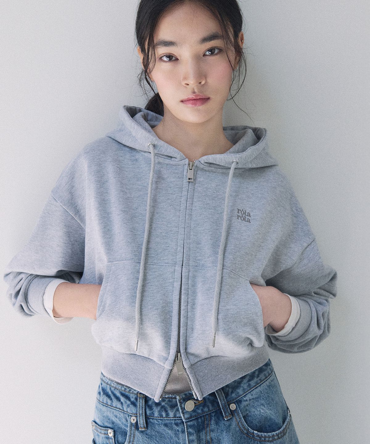 로라로라(ROLAROLA) NUBASIC CROP HOODED ZIP-UP MELANGE GRAY