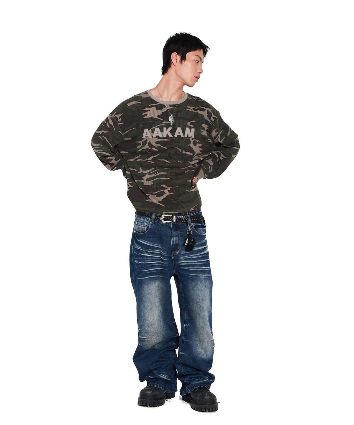 아캄(AAKAM) Washed Zipper Slit Denim Pants (Blue)