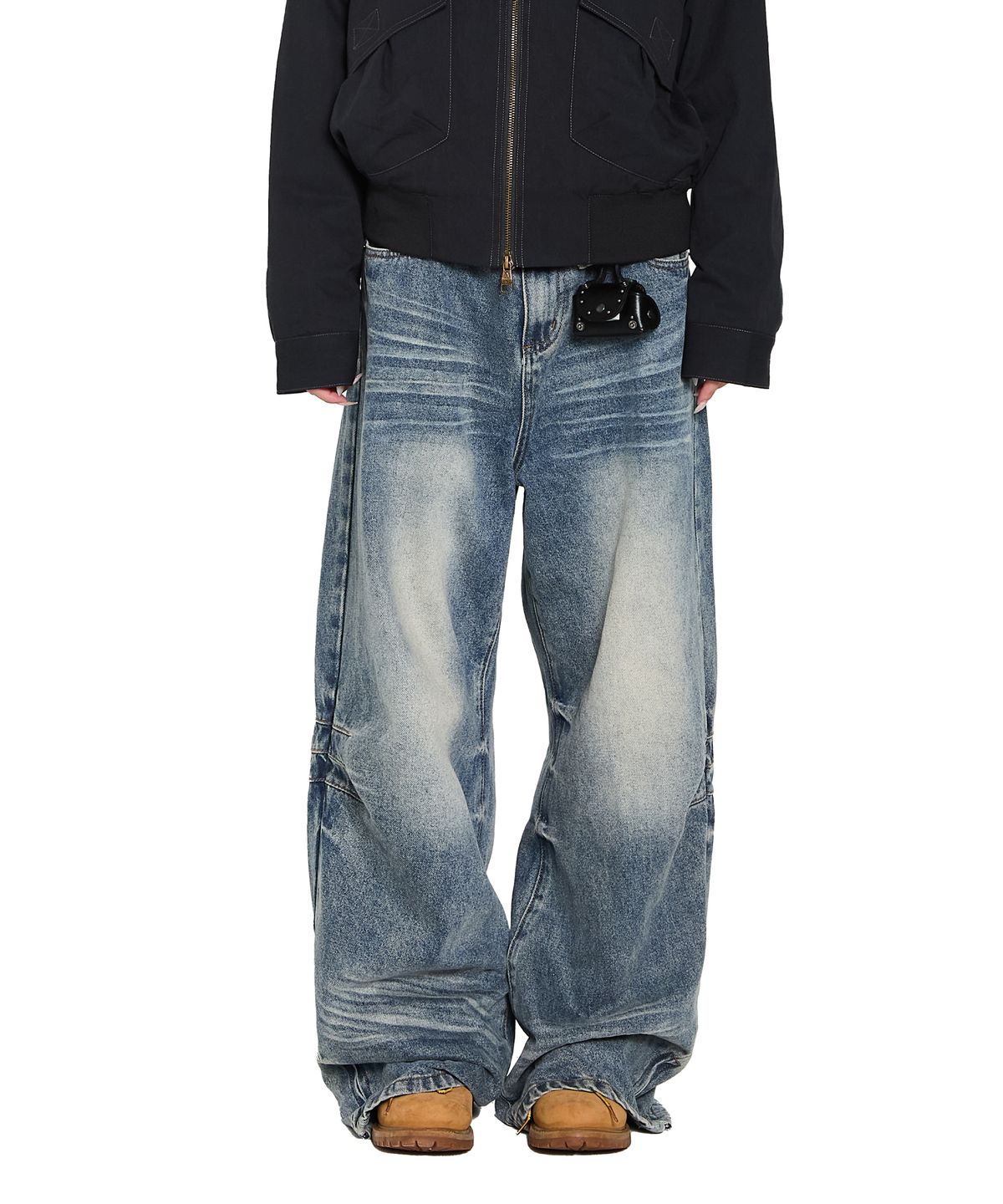 아캄(AAKAM) Washed Zipper Slit Denim Pants (Sky Blue)