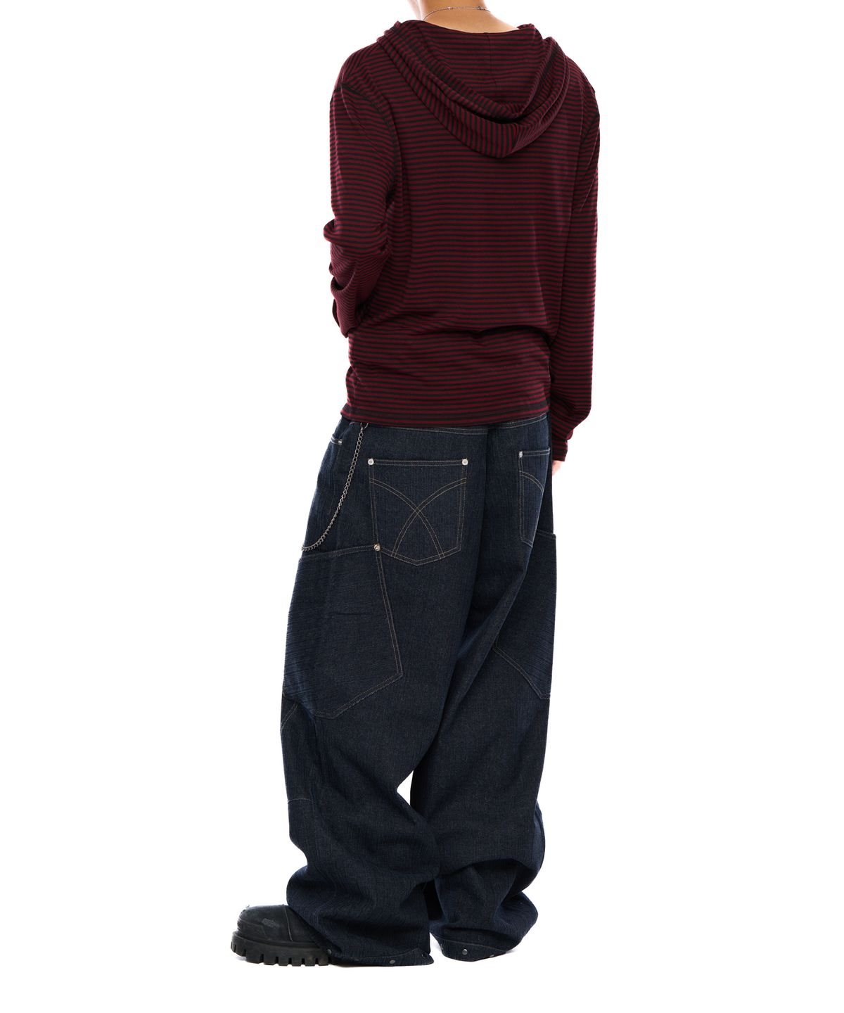 아캄(AAKAM) Ankle Studded Denim Pants (Dark Blue)