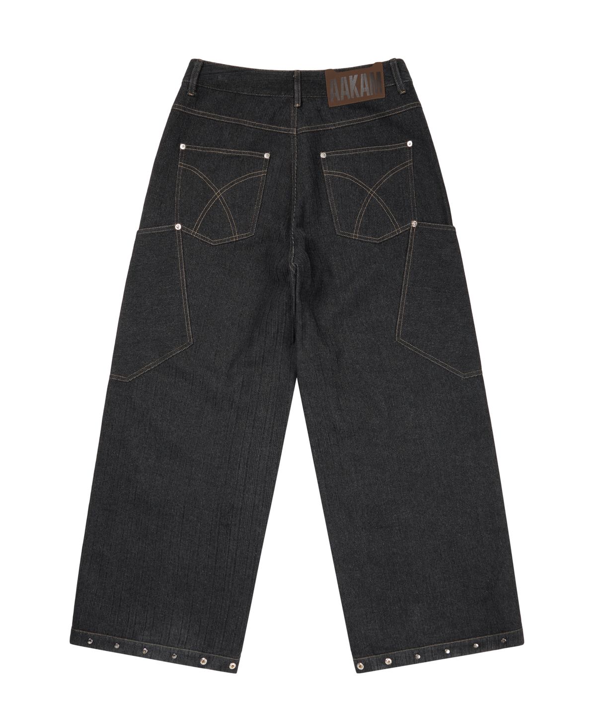 아캄(AAKAM) Ankle Studded Denim Pants (Black)