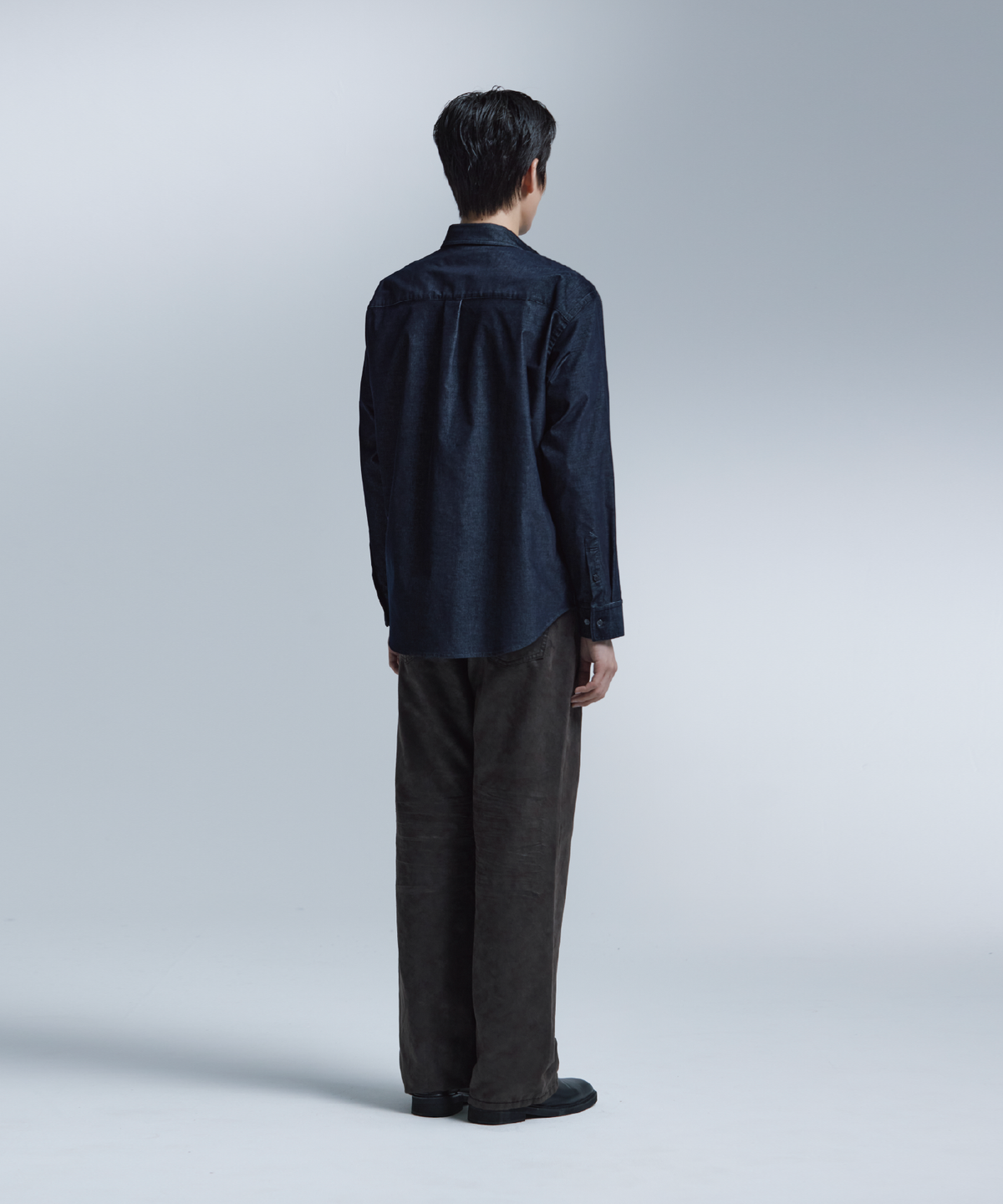 넌블랭크(NONBLANK) 코듀로이 데님 셔츠_BLUE BLACK