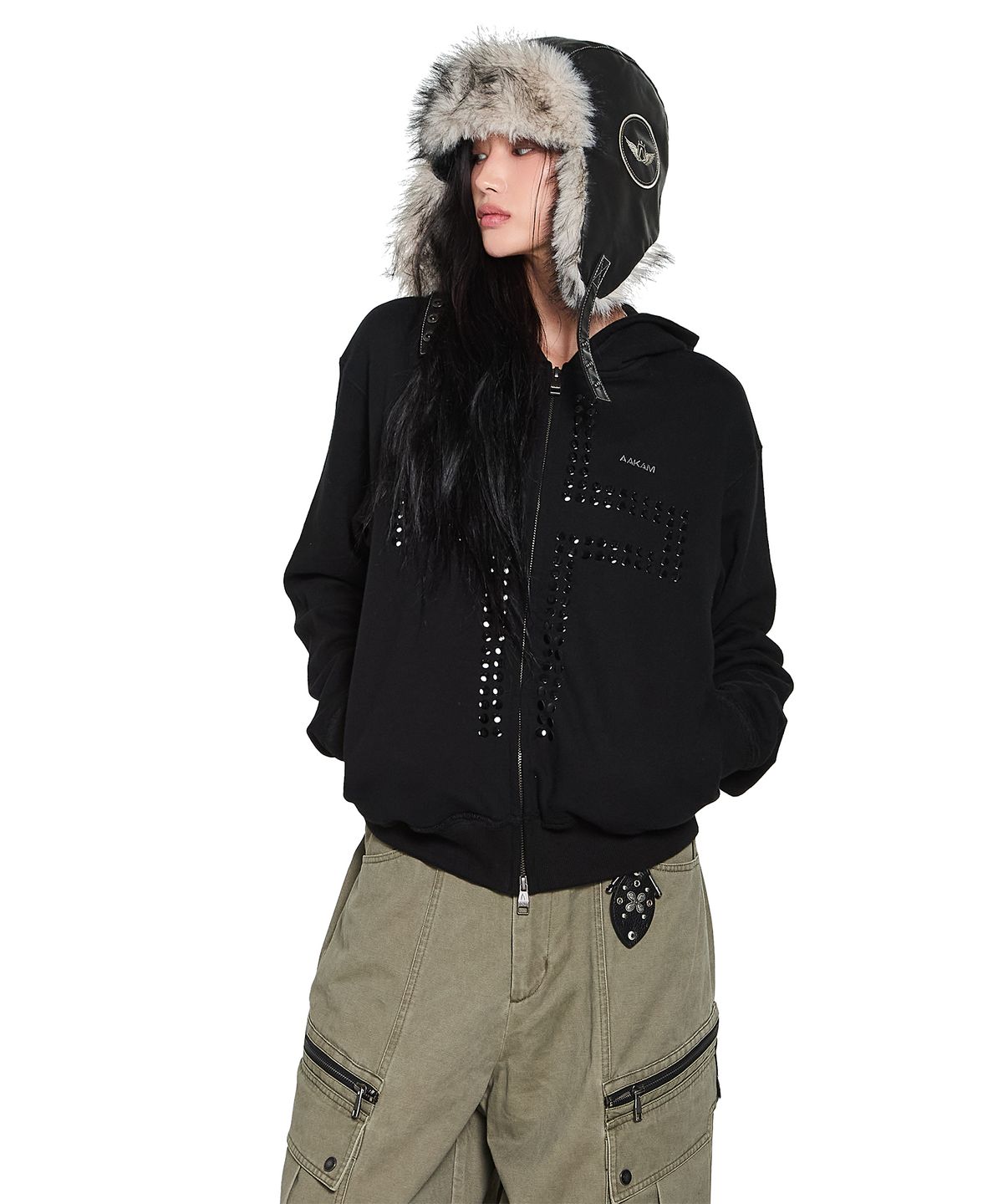 아캄(AAKAM) Cross Rhinestone Zip-Up Hoodie (Black)
