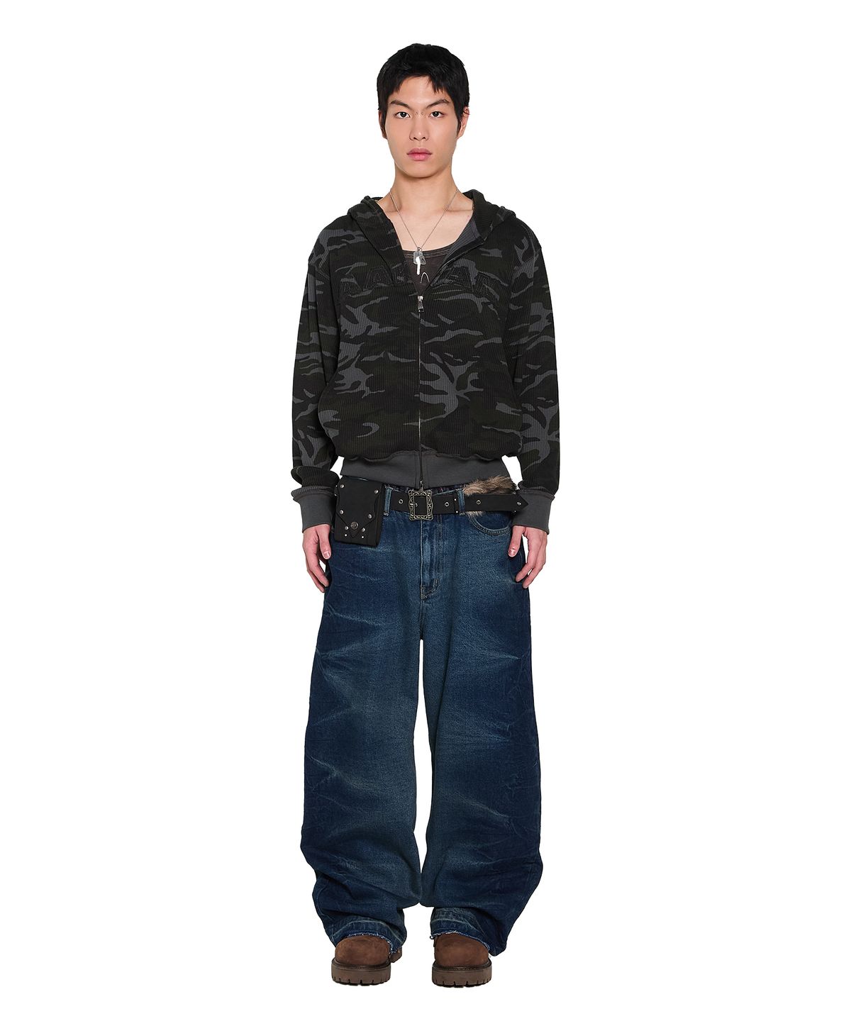 아캄(AAKAM) Camouflage Waffle Zip-Up Hoodie (Black)