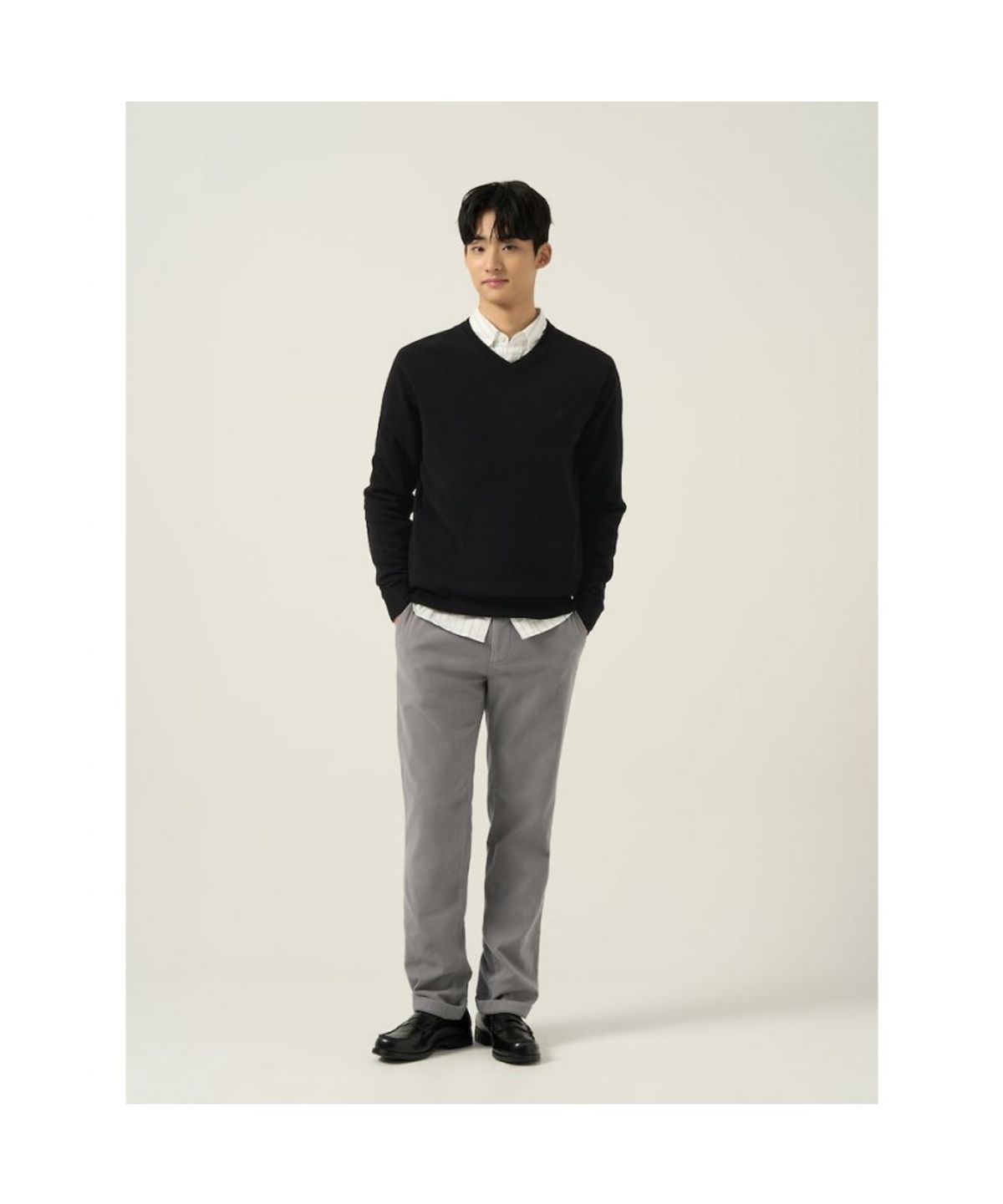 빈폴 멘(BEANPOLE MEN) 울 베이직 브이넥 니트 블랙