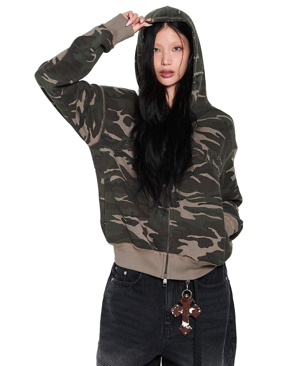 아캄(AAKAM) Camouflage Waffle Zip-Up Hoodie (Khaki)
