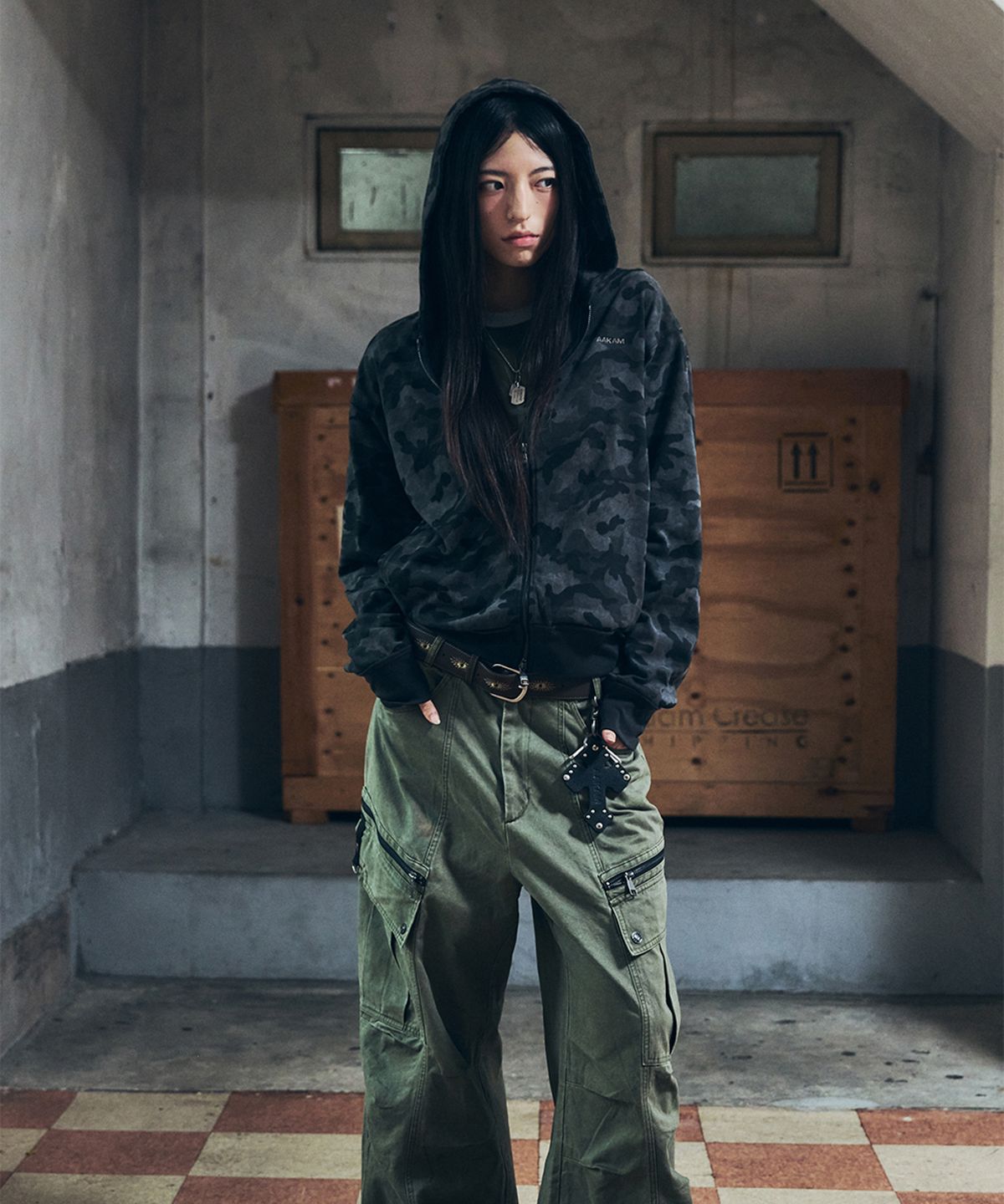 아캄(AAKAM) Basic Logo Camouflage Zip-Up Hoodie (Black)