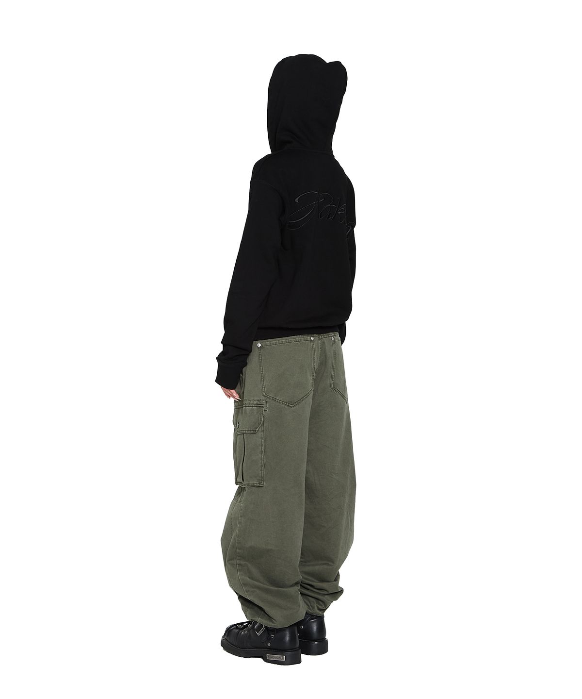 아캄(AAKAM) Gun Wappen Zip-Up Hoodie (Black)