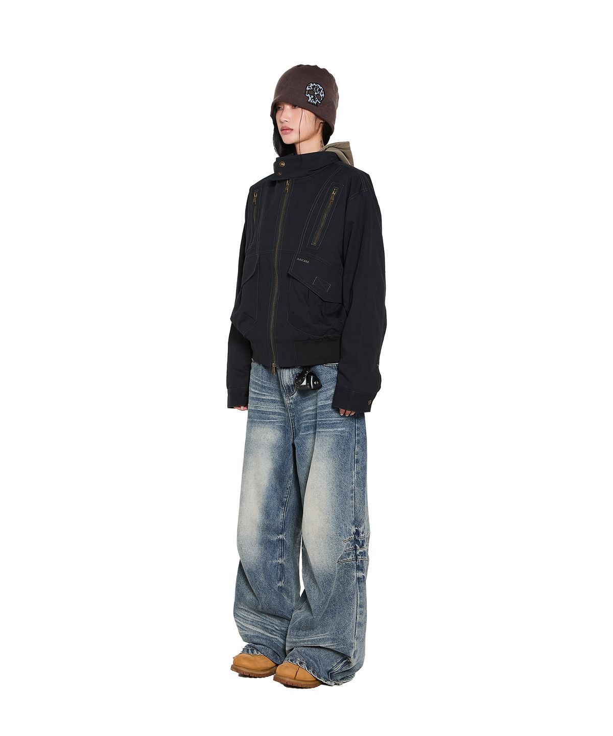 아캄(AAKAM) Zippered High Neck Jacket (Black)
