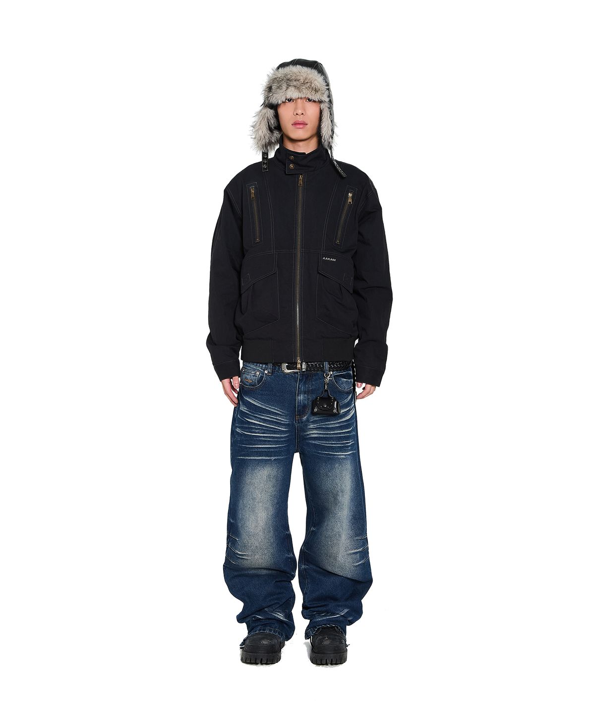 아캄(AAKAM) Zippered High Neck Jacket (Black)