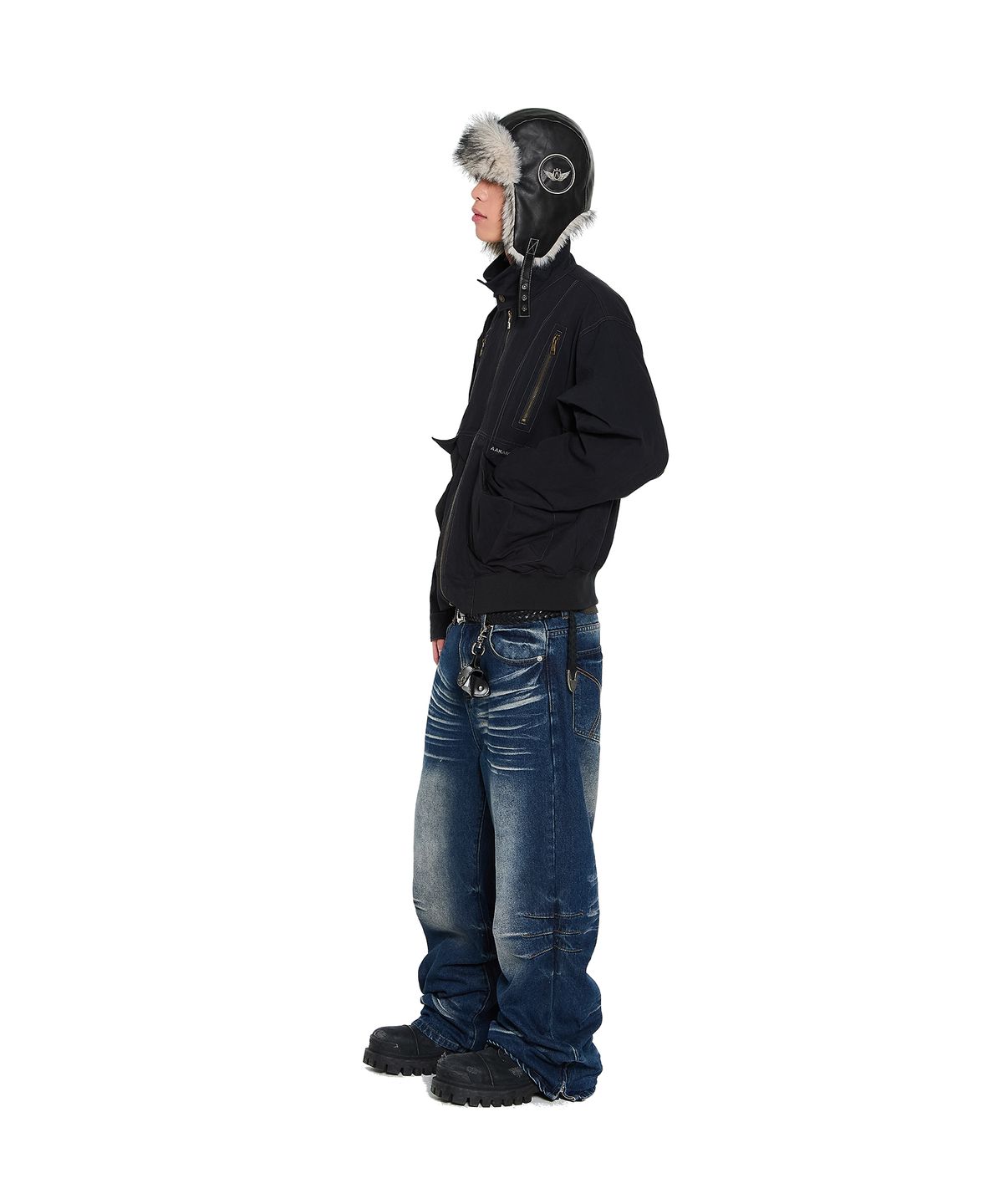 아캄(AAKAM) Zippered High Neck Jacket (Black)