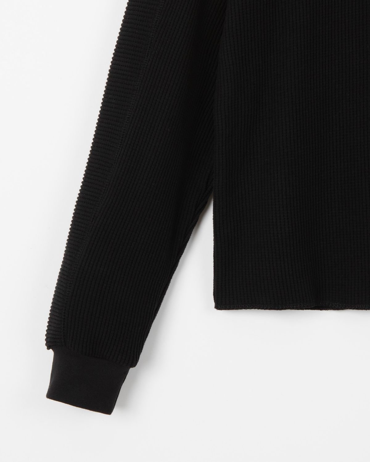 디앤드퀘스천(THEENDQUESTION) Waffle crewneck T-shirt / BLACK