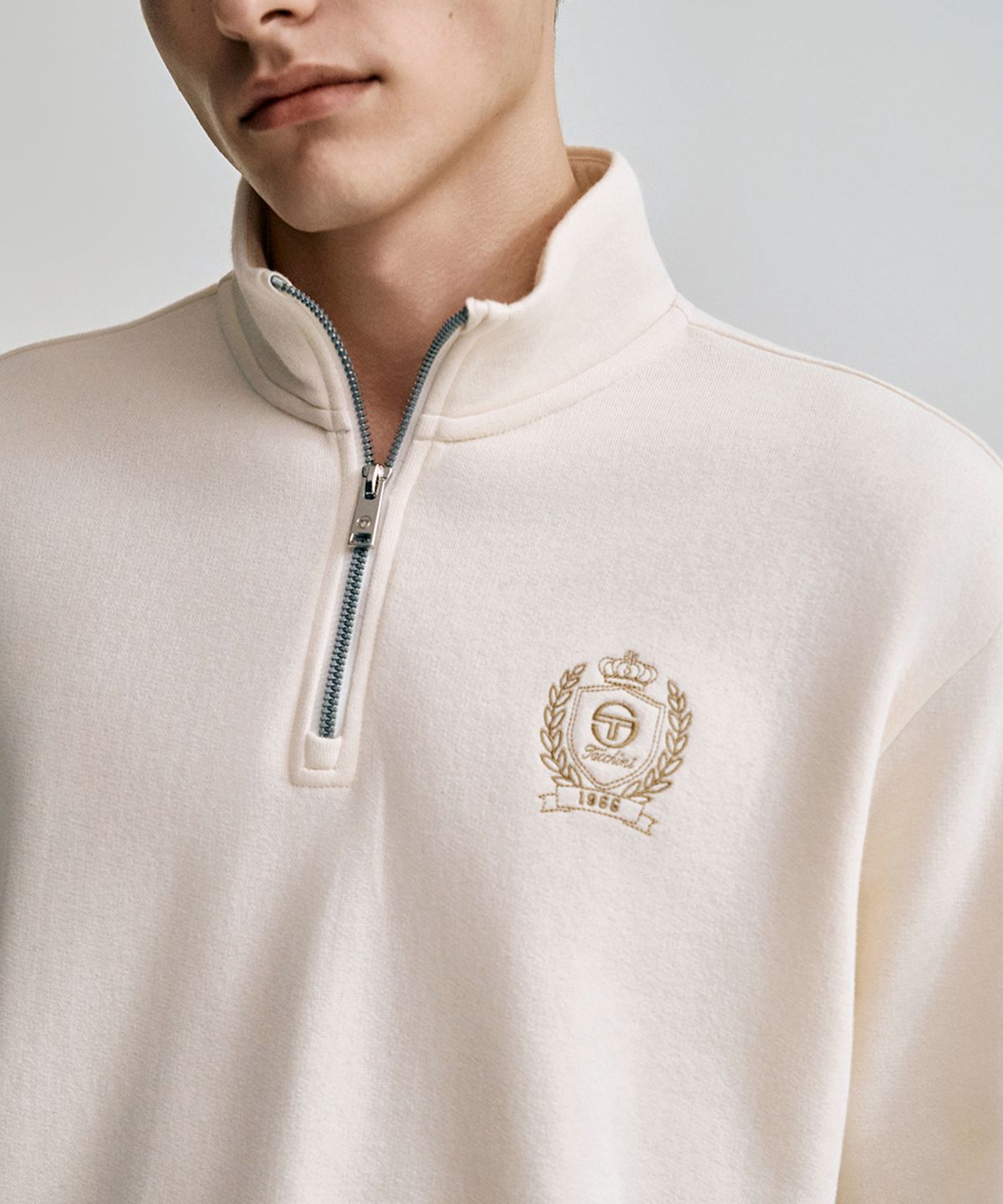 세르지오 타키니(SERGIO TACCHINI) M 클래식 기모 하프집 풀오버 (Ivory)