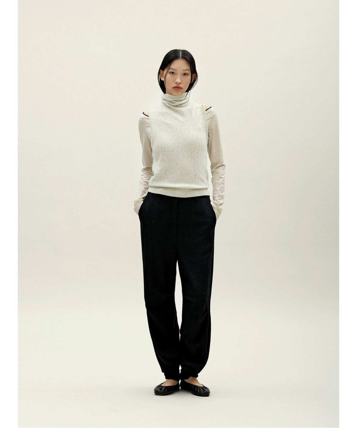 앙개(ANGGAE) Twisted Back Knit Tank  Ivory