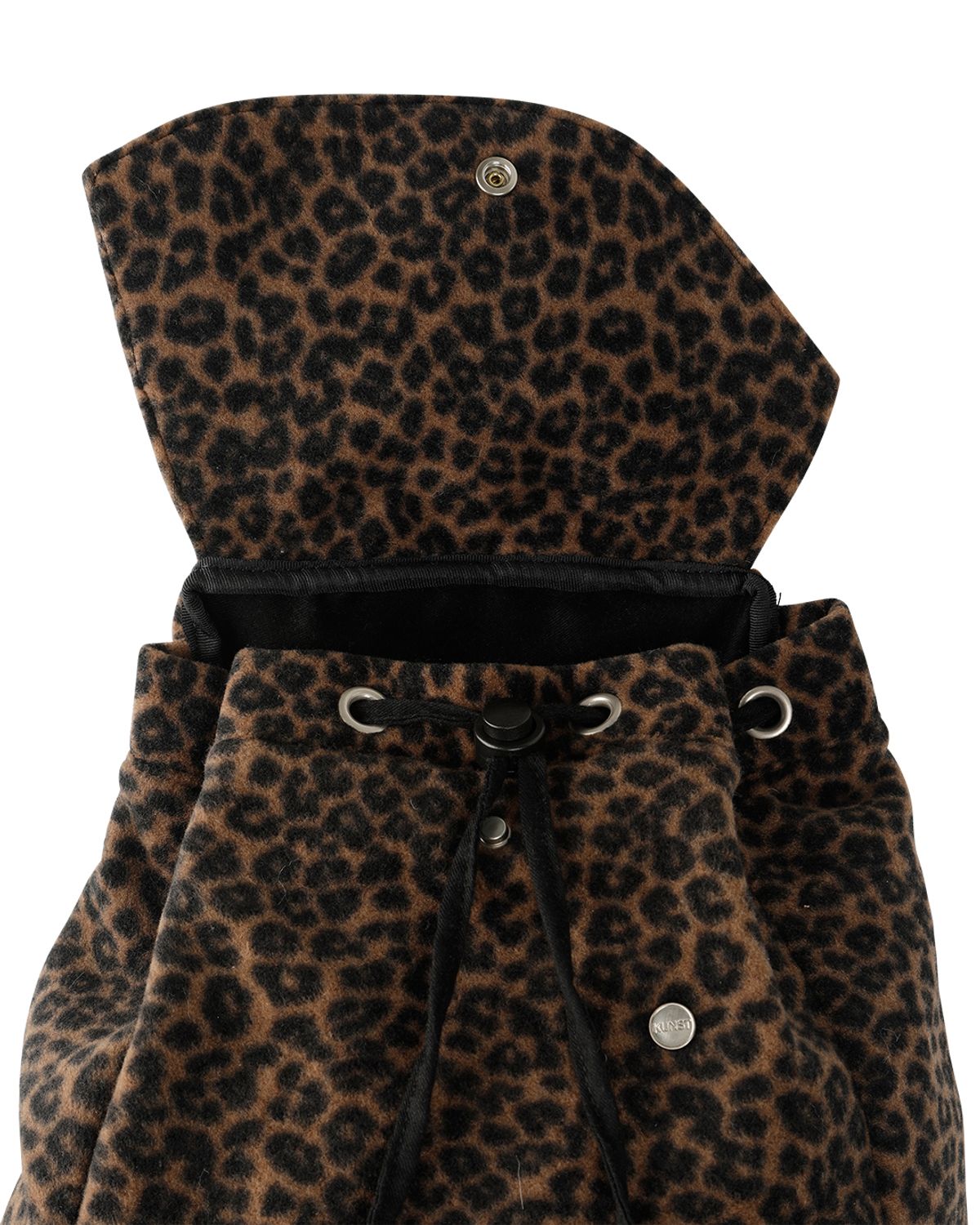 더뮤지엄비지터(THEMUSEUMVISITOR) TMV X DEINET LEOPARD BACKPACK (BROWN)