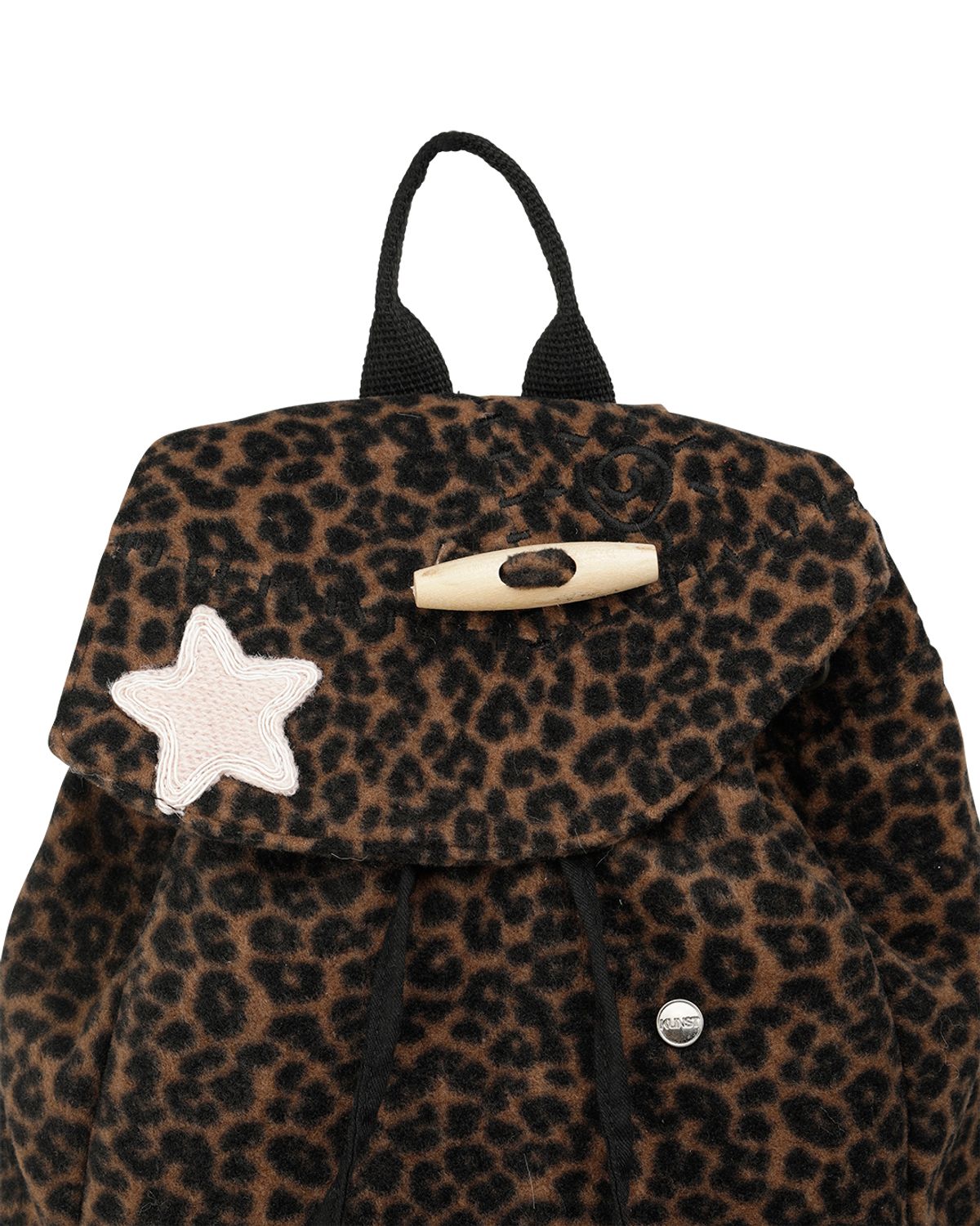 더뮤지엄비지터(THEMUSEUMVISITOR) TMV X DEINET LEOPARD BACKPACK (BROWN)