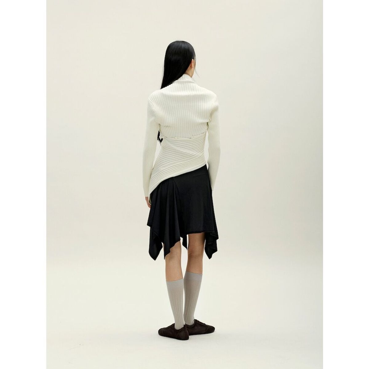 앙개(ANGGAE) Ribbed Snake Cardigan  Ivory