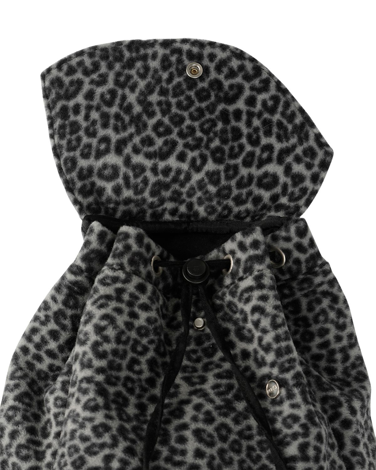 더뮤지엄비지터(THEMUSEUMVISITOR) TMV X DEINET LEOPARD BACKPACK (GREY)