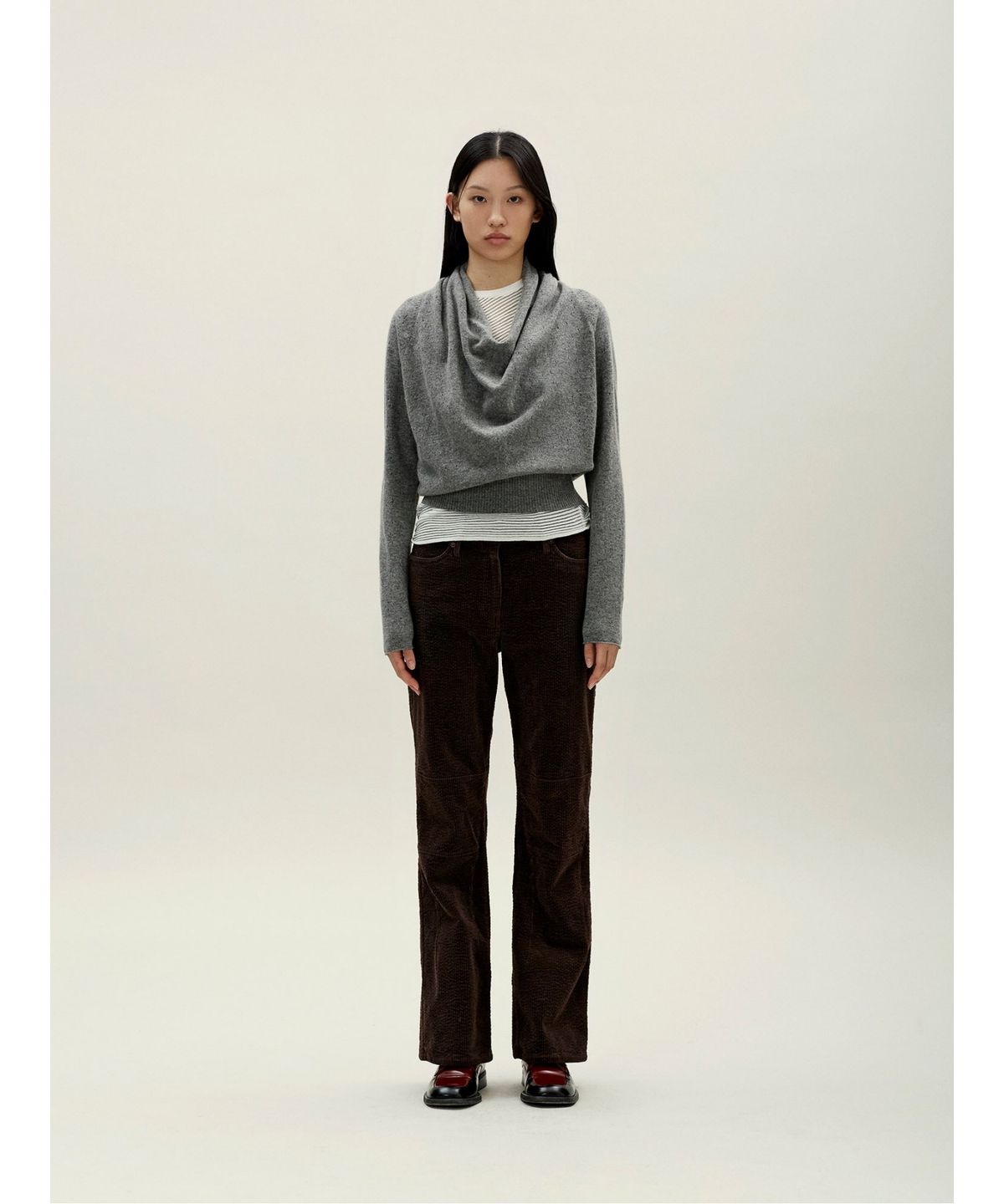 앙개(ANGGAE) Eyelet Knit Cowl Neck Pullover  Grey