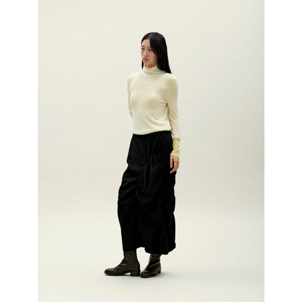 앙개(ANGGAE) Layered Two Tone Turtleneck  Lemon