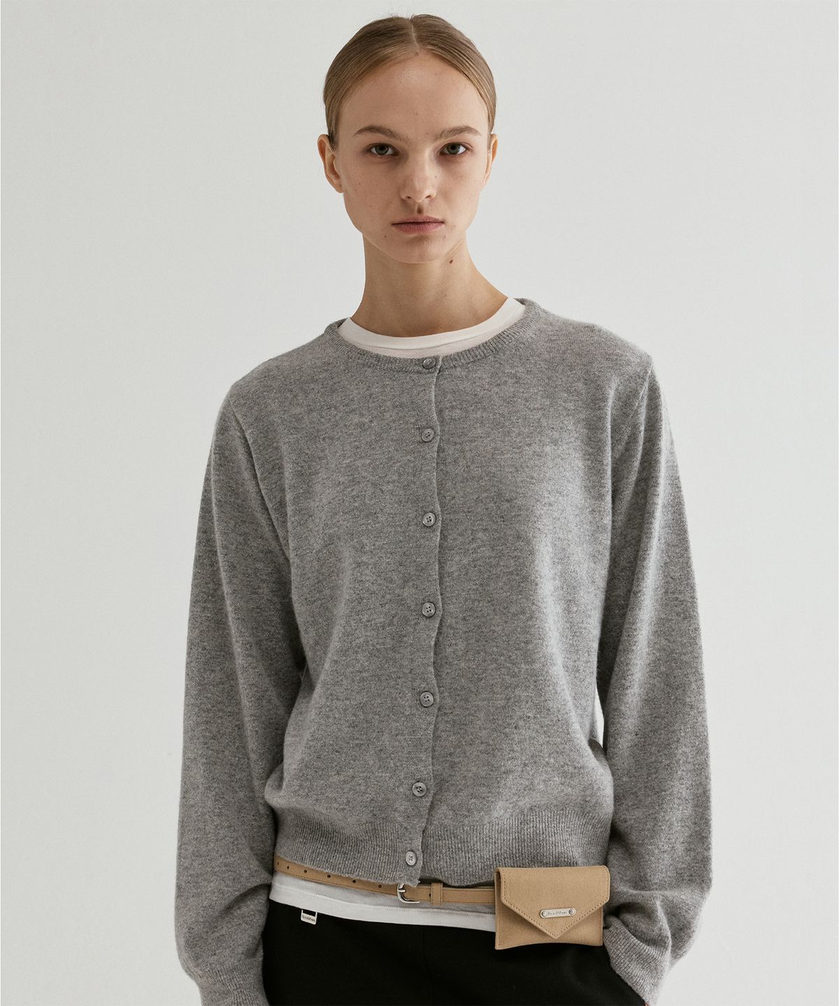 프롬웨얼(FROMWHERE) Wool Crew-neck Cardigan Gray