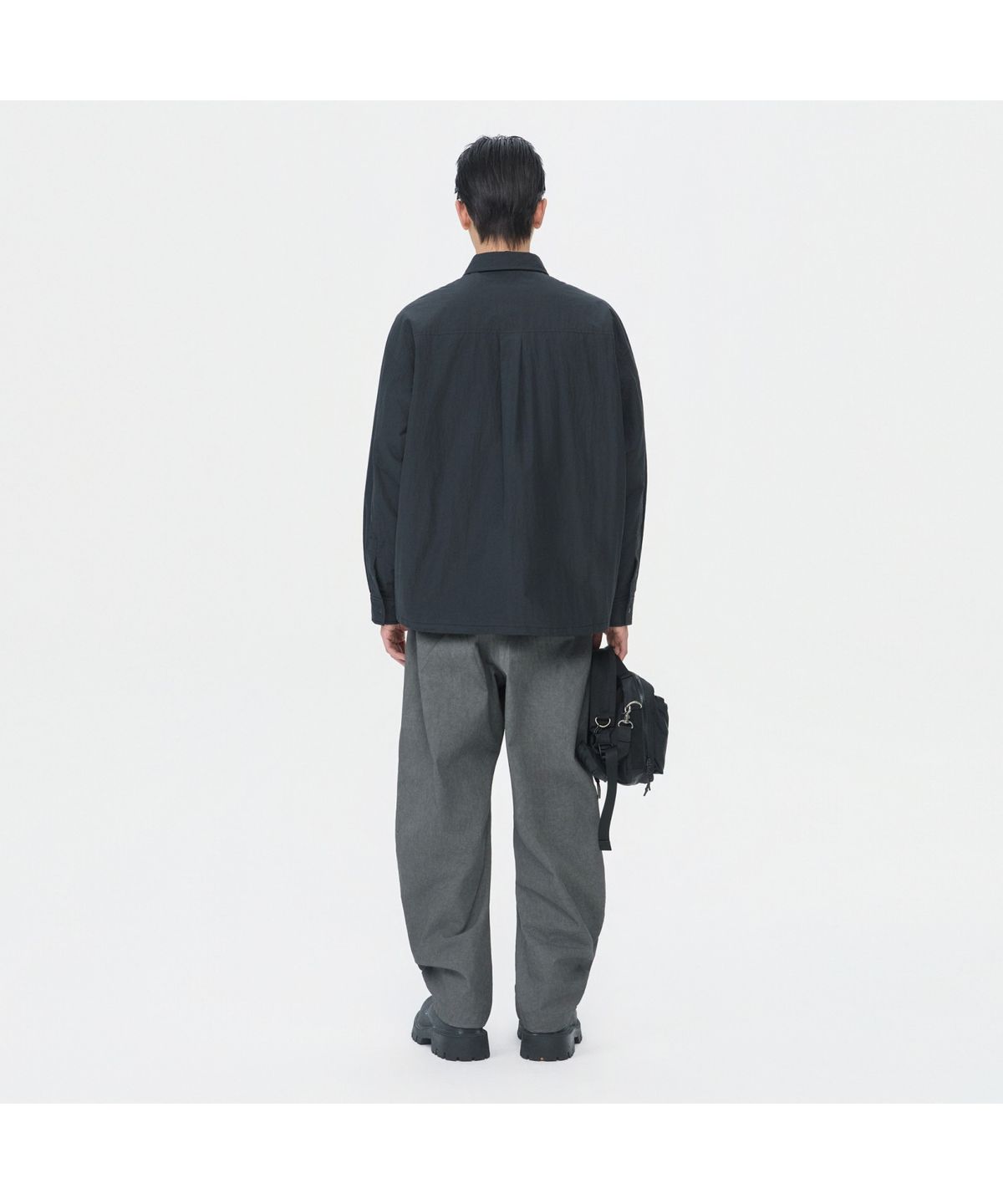 커스텀멜로우(CUSTOMELLOW) Black Padded Outer Shirt CWSAW25304BKX