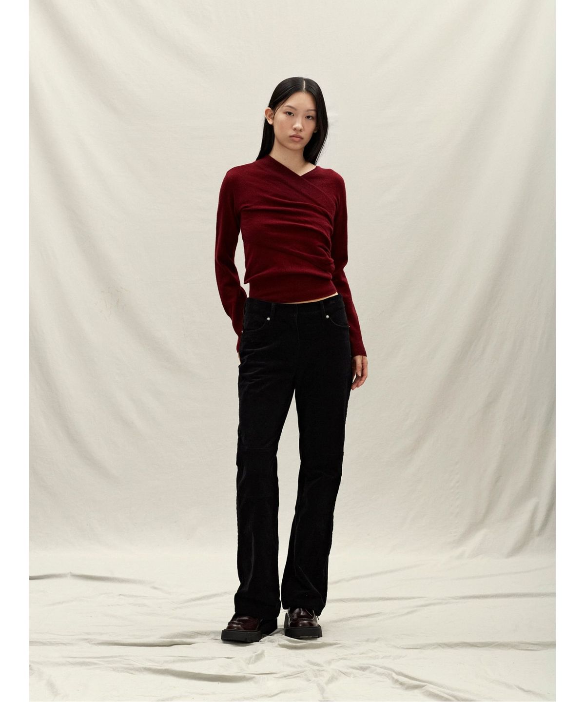 앙개(ANGGAE) Eyelet Knit Cross Layered Pullover  Magenta