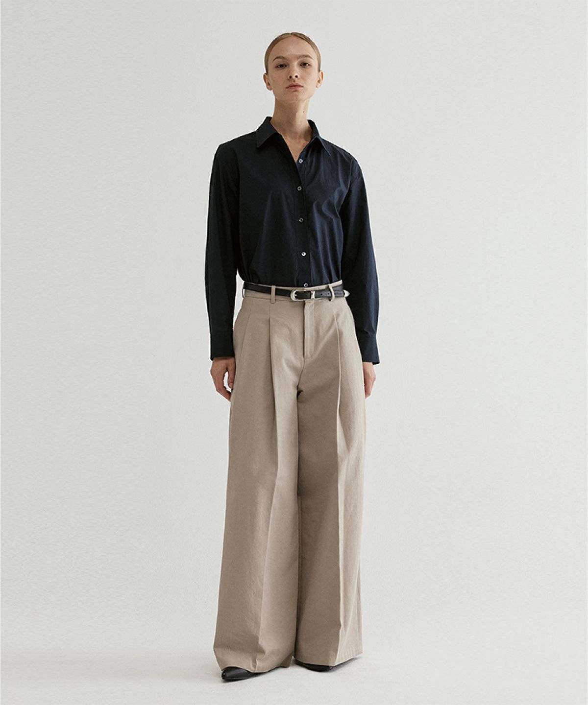 프롬웨얼(FROMWHERE) Classic Cotton Long Sleeve Shirt Navy