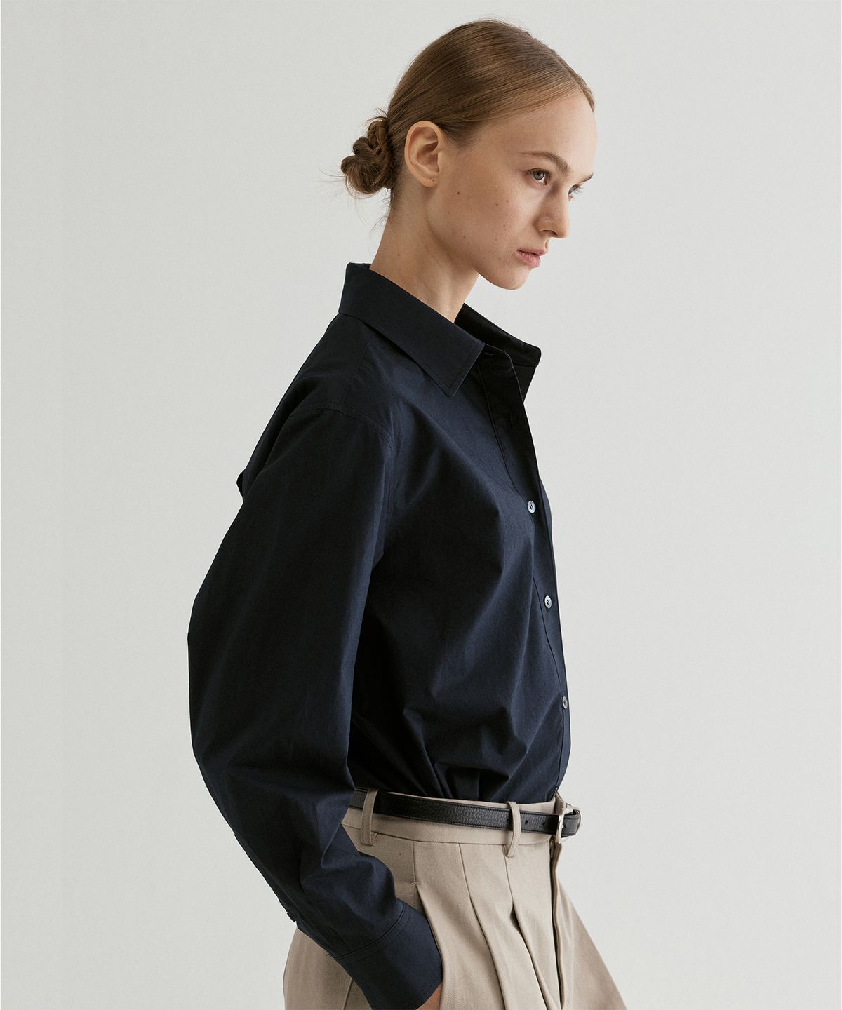 프롬웨얼(FROMWHERE) Classic Cotton Long Sleeve Shirt Navy