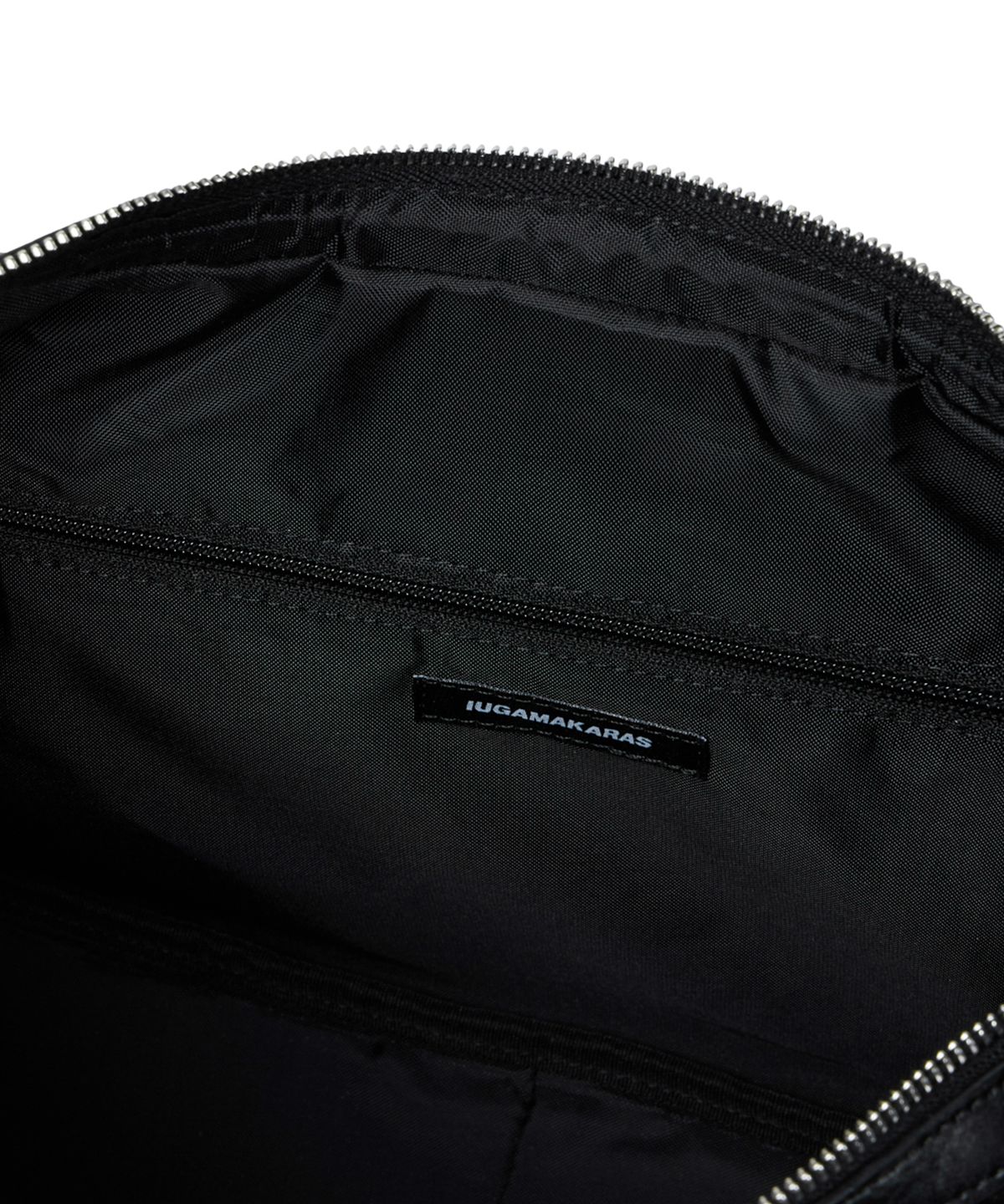 이우가마카라스(IUGAMAKARAS) Multi Pocket Leather Bag (Black)