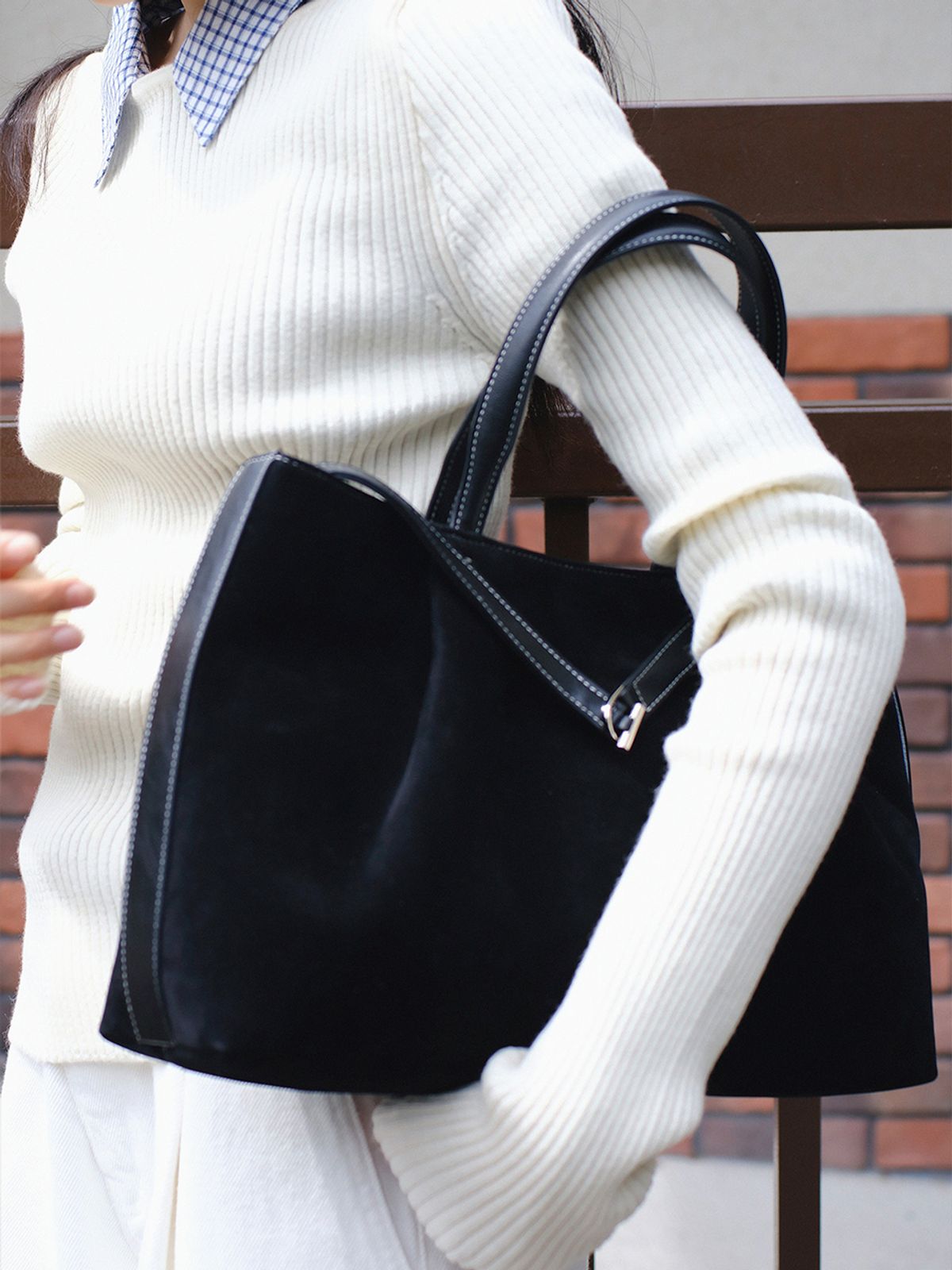 데누(DENU) [아울렛] POEGA Bag [Suede Black]