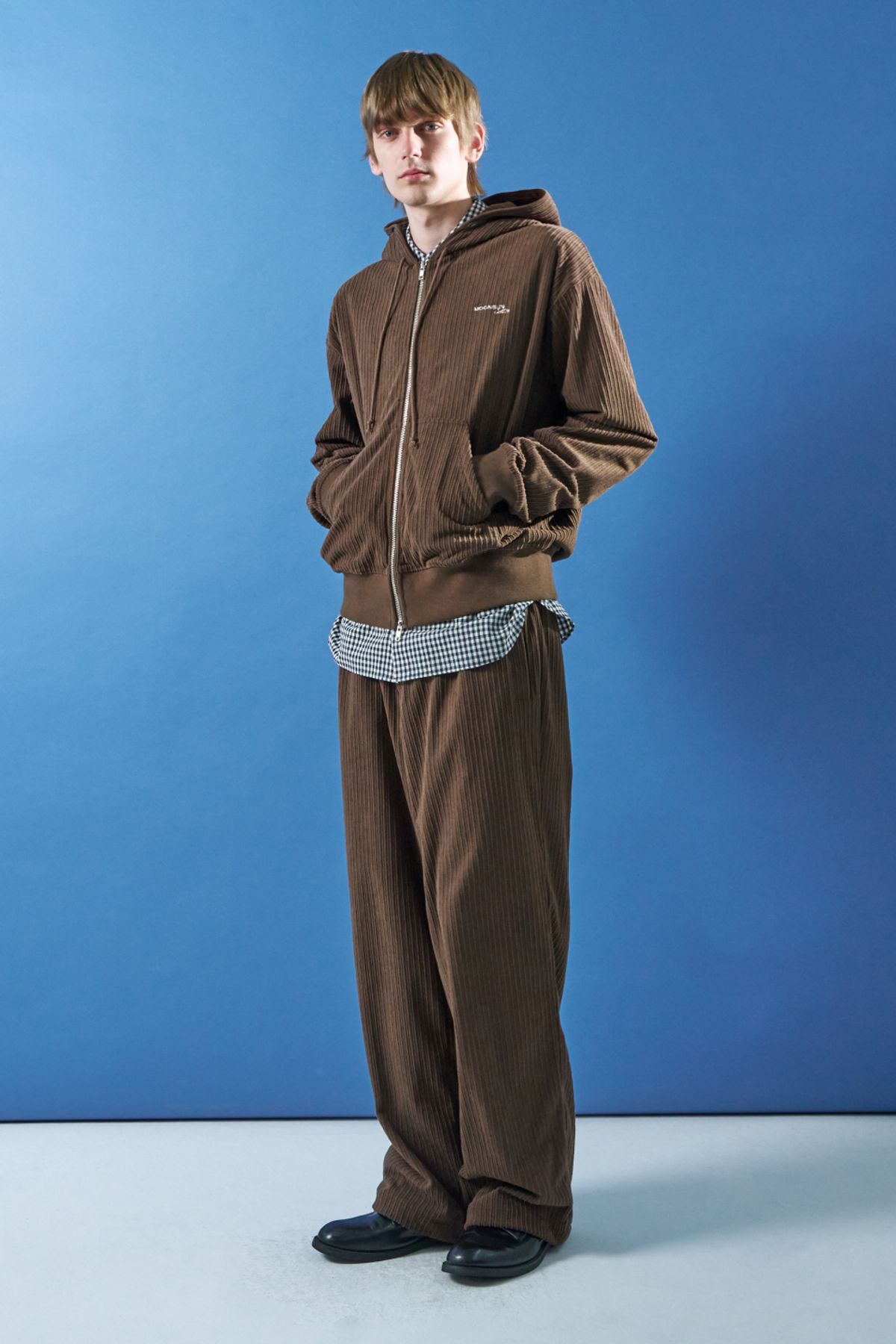 문선 아카이브(MOONSUN ARCHIVE) M.C UNISEX, Corduroy Sweat Pants / Brown