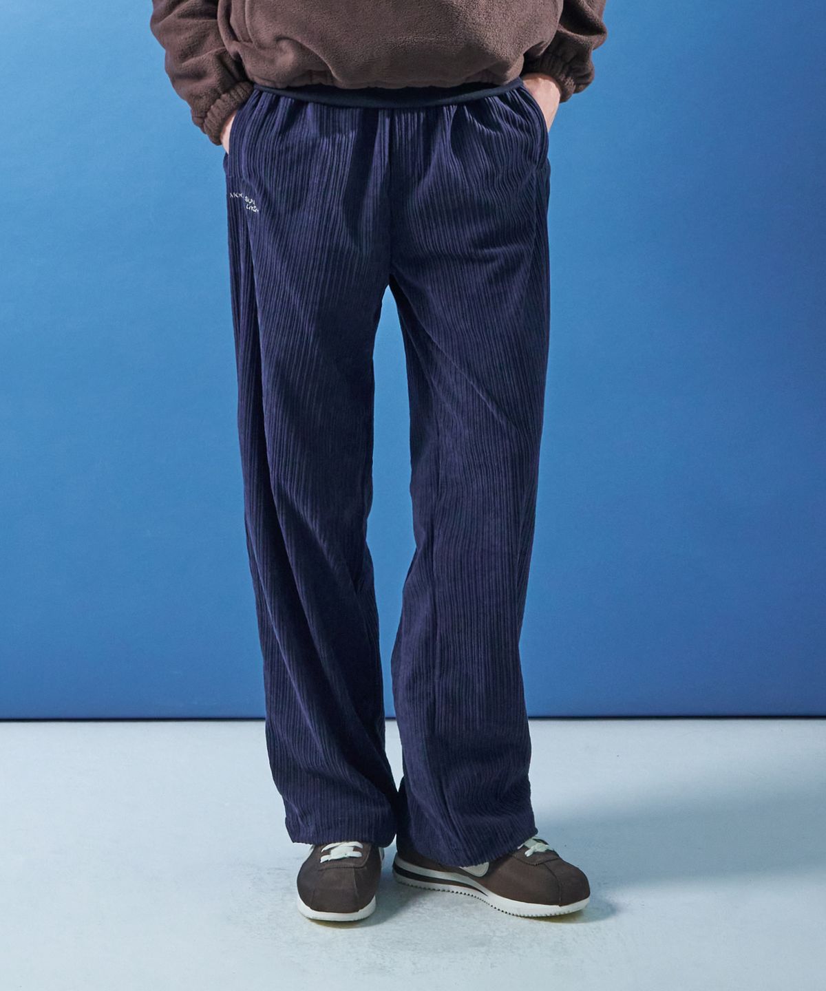 문선 아카이브(MOONSUN ARCHIVE) M.C UNISEX, Corduroy Sweat Pants / Navy