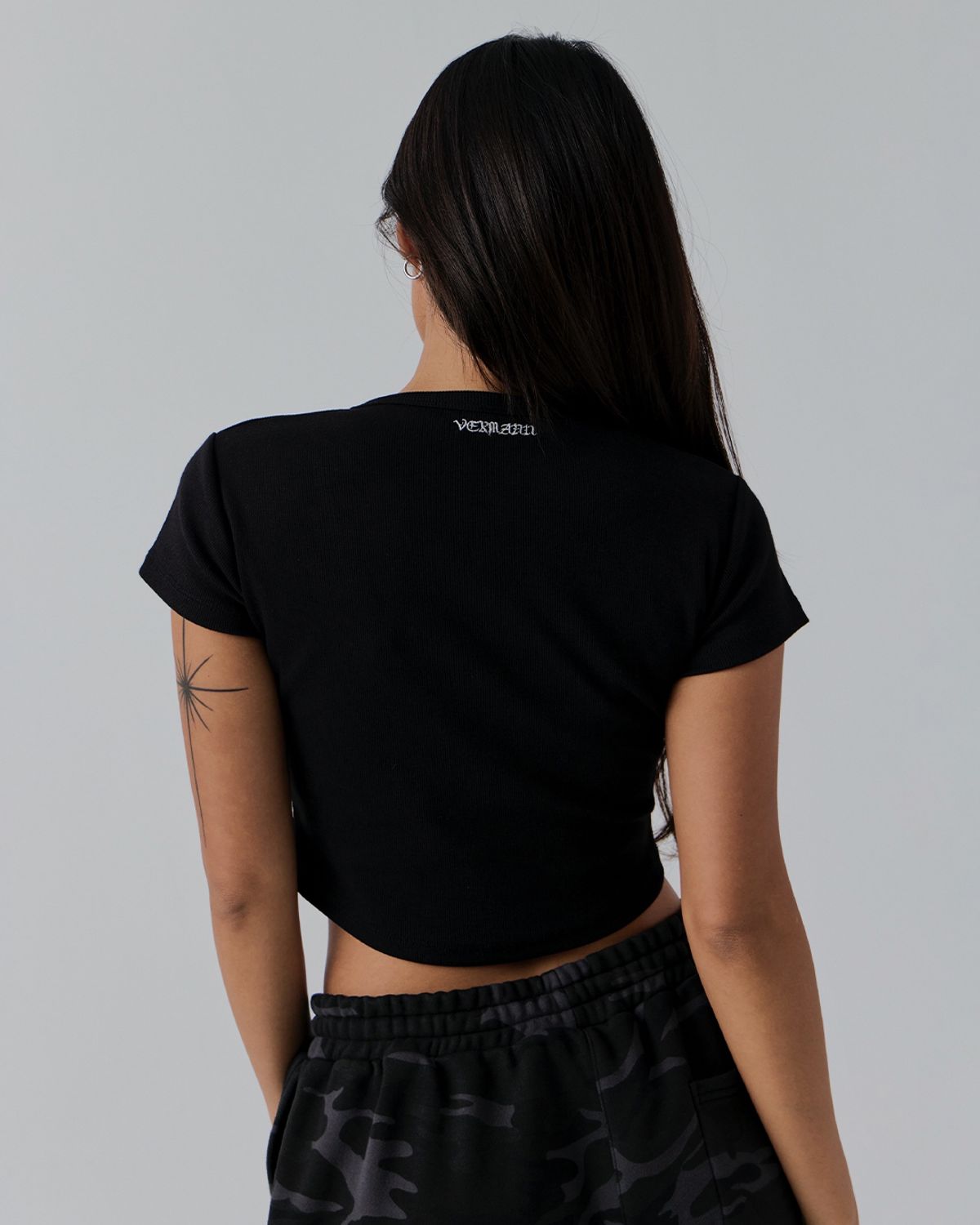 베르만 어패럴(VERMANN APPAREL) 우먼즈 골지 무지 크롭 티셔츠 3colors