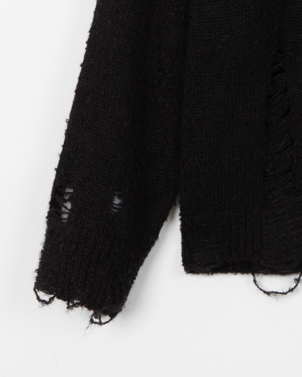디앤드퀘스천(THEENDQUESTION) Damage knit top / BLACK