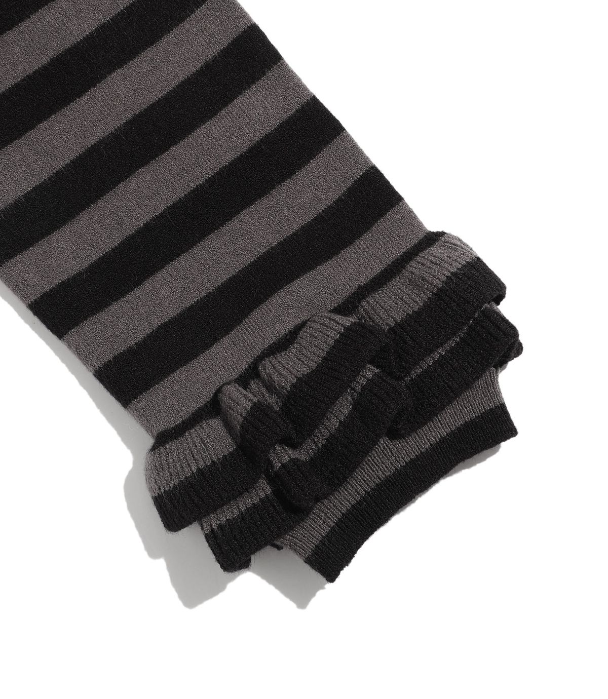 나이스고스트클럽(NICEGHOSTCLUB) FFATS STRIPE FRILL KNIT_BLACK(NG2FFUK685A)