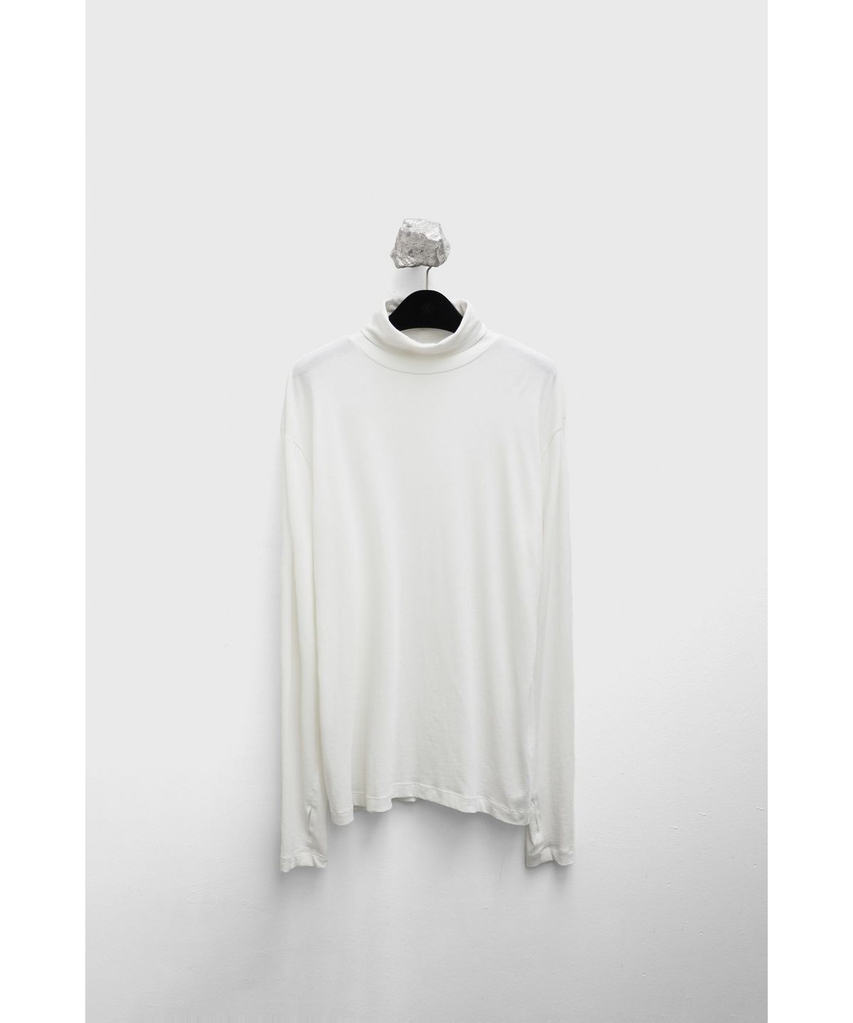 유스(YOUTH) Finger Hole L/S T-shirt - White