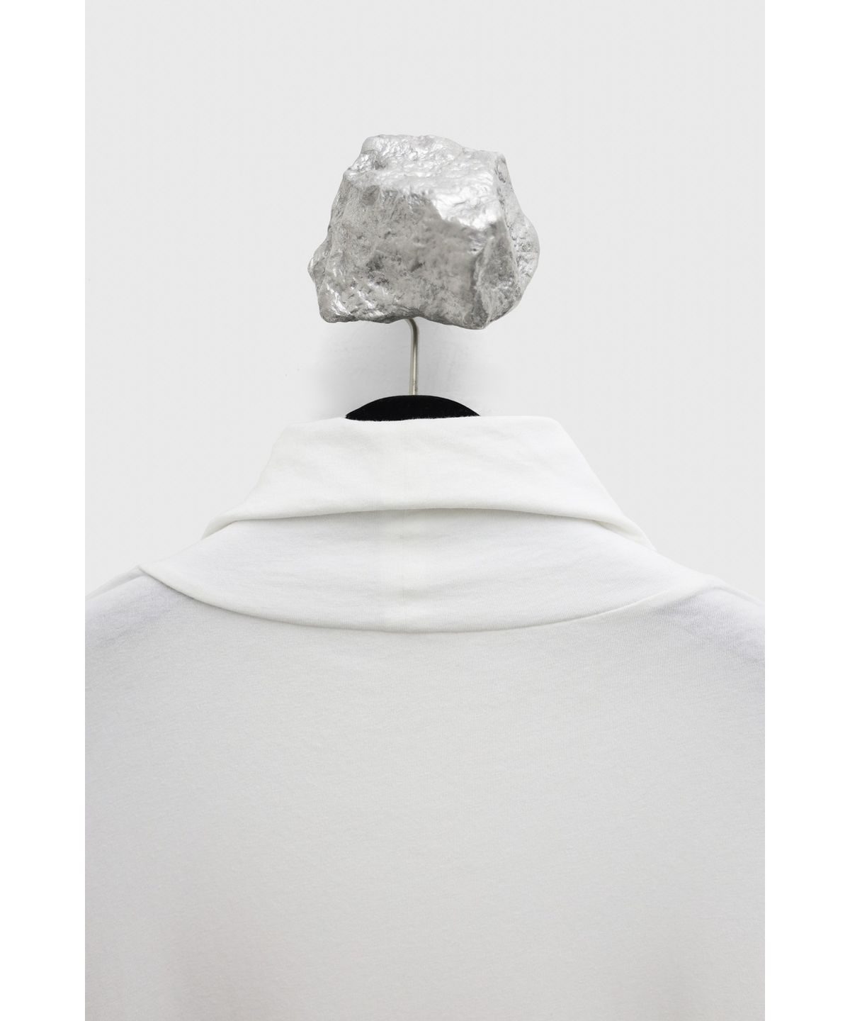 유스(YOUTH) Finger Hole L/S T-shirt - White