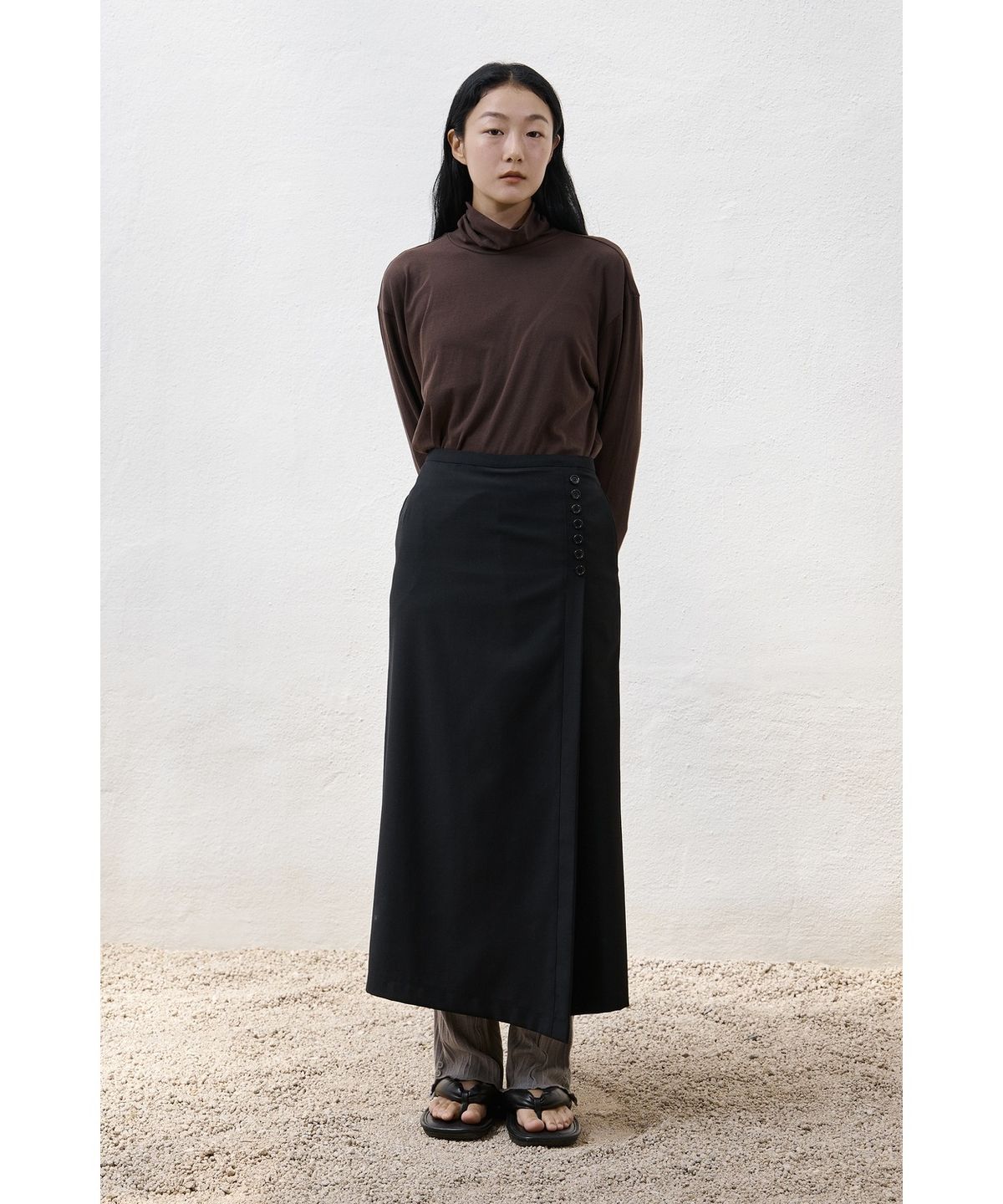유스(YOUTH) Finger Hole L/S T-shirt - Brown