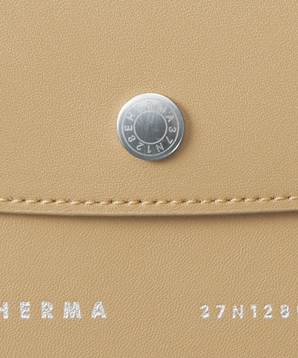 헤르마(HERMA) 쁘띠 체인 지갑 듄