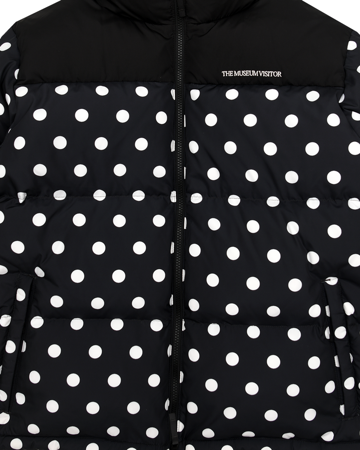 더뮤지엄비지터(THEMUSEUMVISITOR) DOT DUCK DOWN JACKET (BLACK)