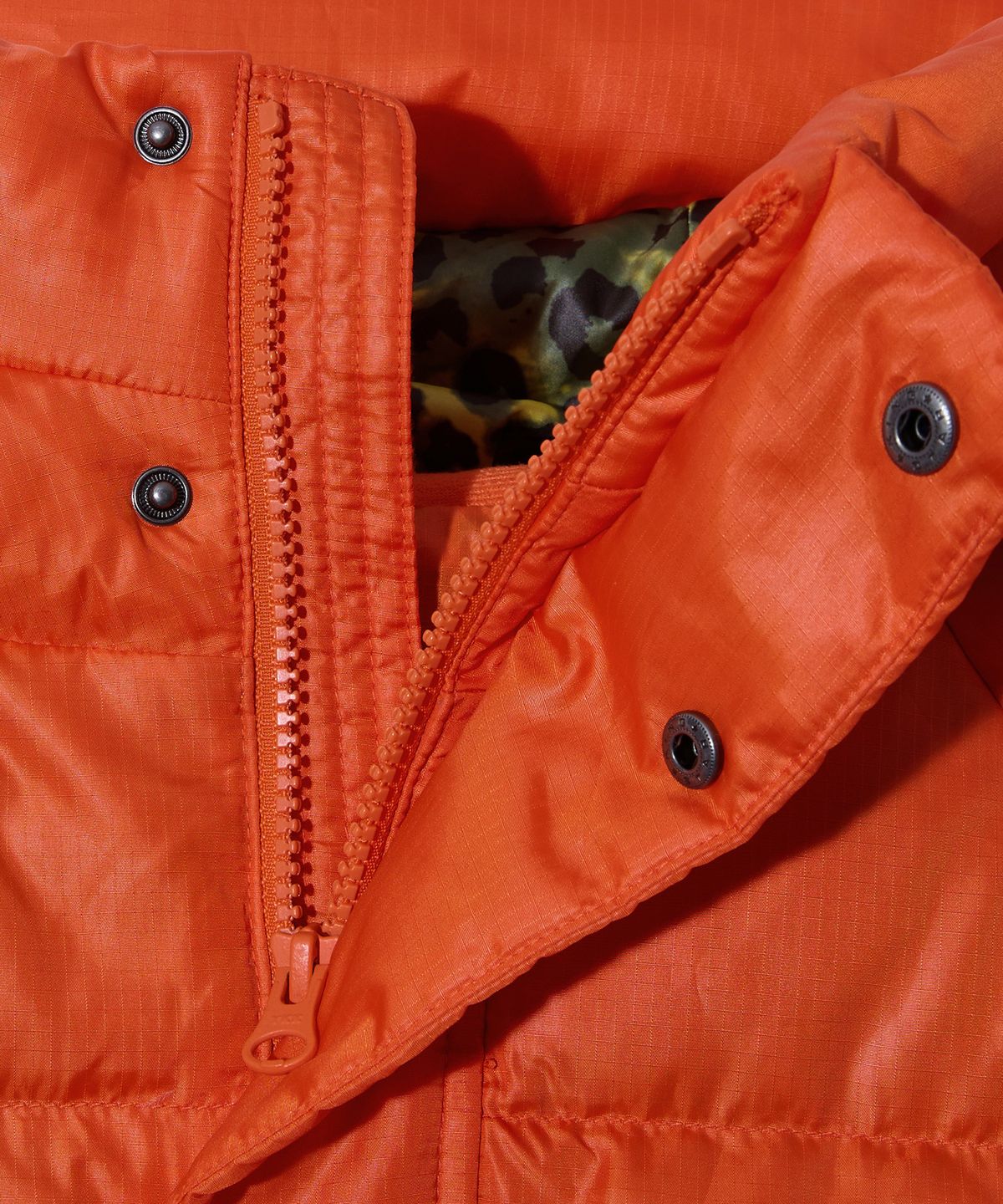 브라운브레스 키즈(BROWNBREATH KIDS) KIDS TAG HOODIE PADDING JUMPER - ORANGE