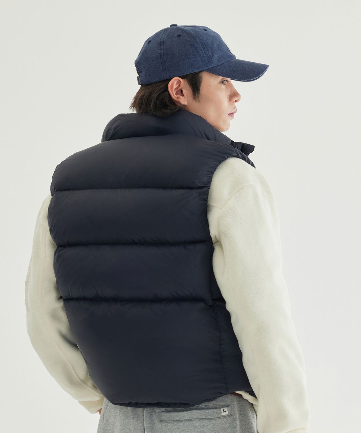 커버낫(COVERNAT) 씨빅 RDS 다운 베스트 Navy