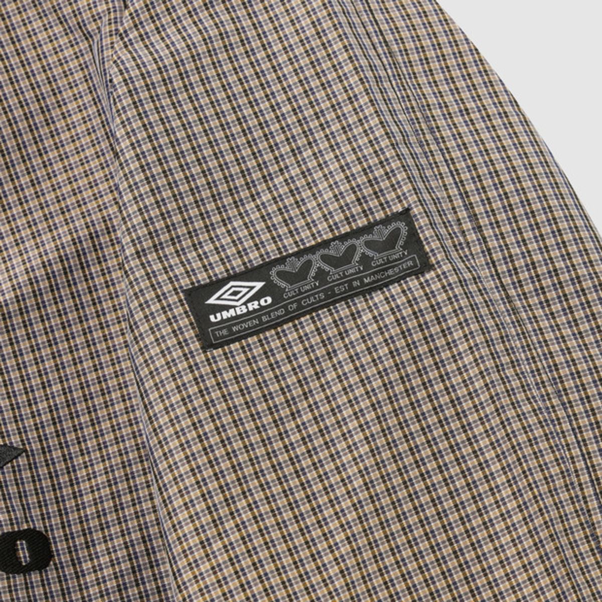 엄브로(UMBRO) [UMBRO X SLAM JAM] 체크 스모크 후드 아노락 베이지 UQ411CWTO2