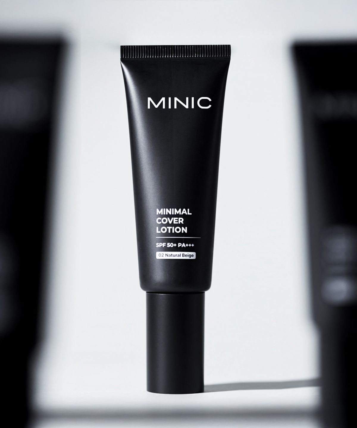 미닉(MINIC) 미니멀 커버 로션 02호 40ml + 에어리 립밤 4.7g + 노세범 멀티 파우더 5g
