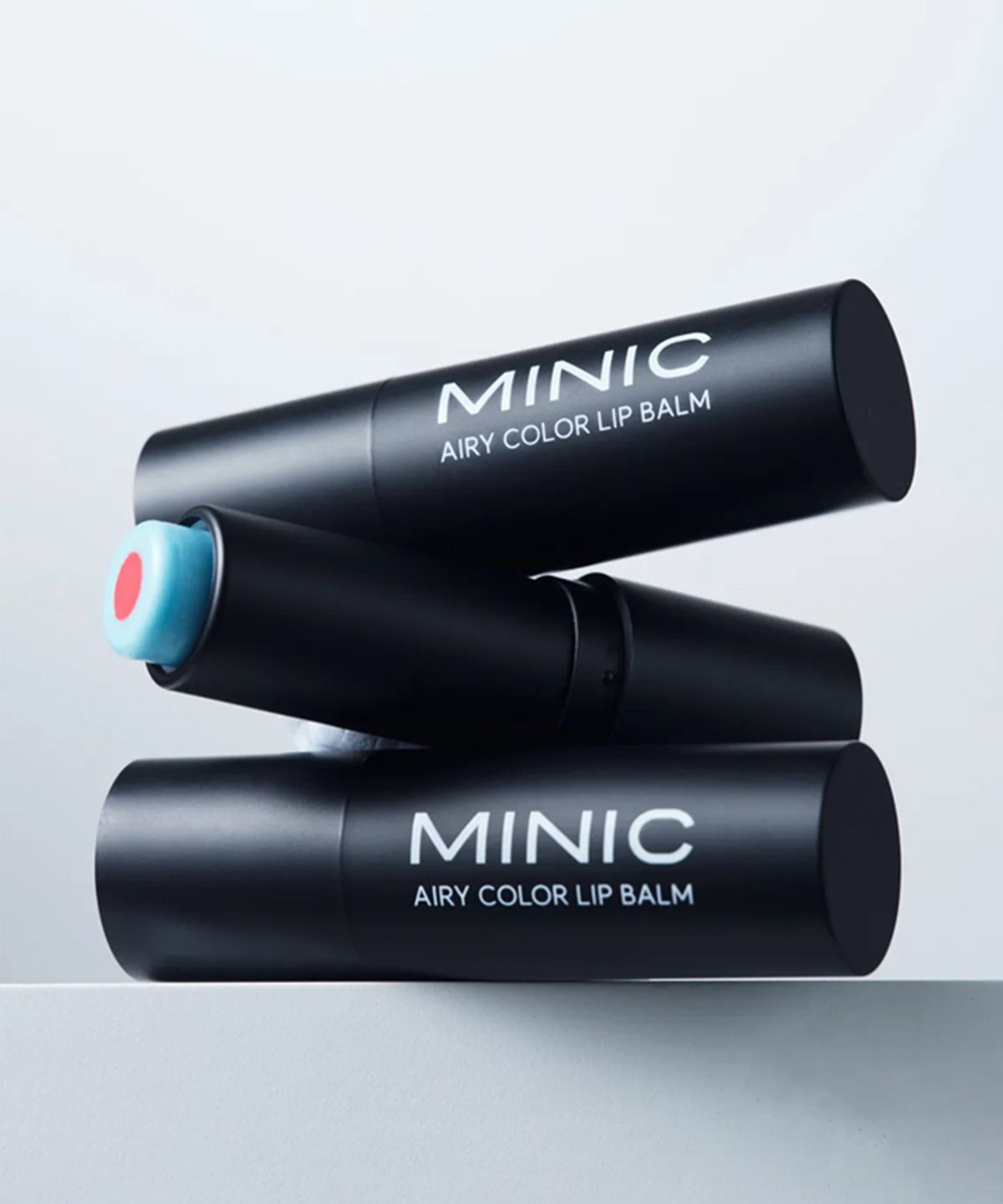 미닉(MINIC) 미니멀 커버 로션 01호 40ml + 에어리 립밤 4.7g + 노세범 멀티 파우더 5g