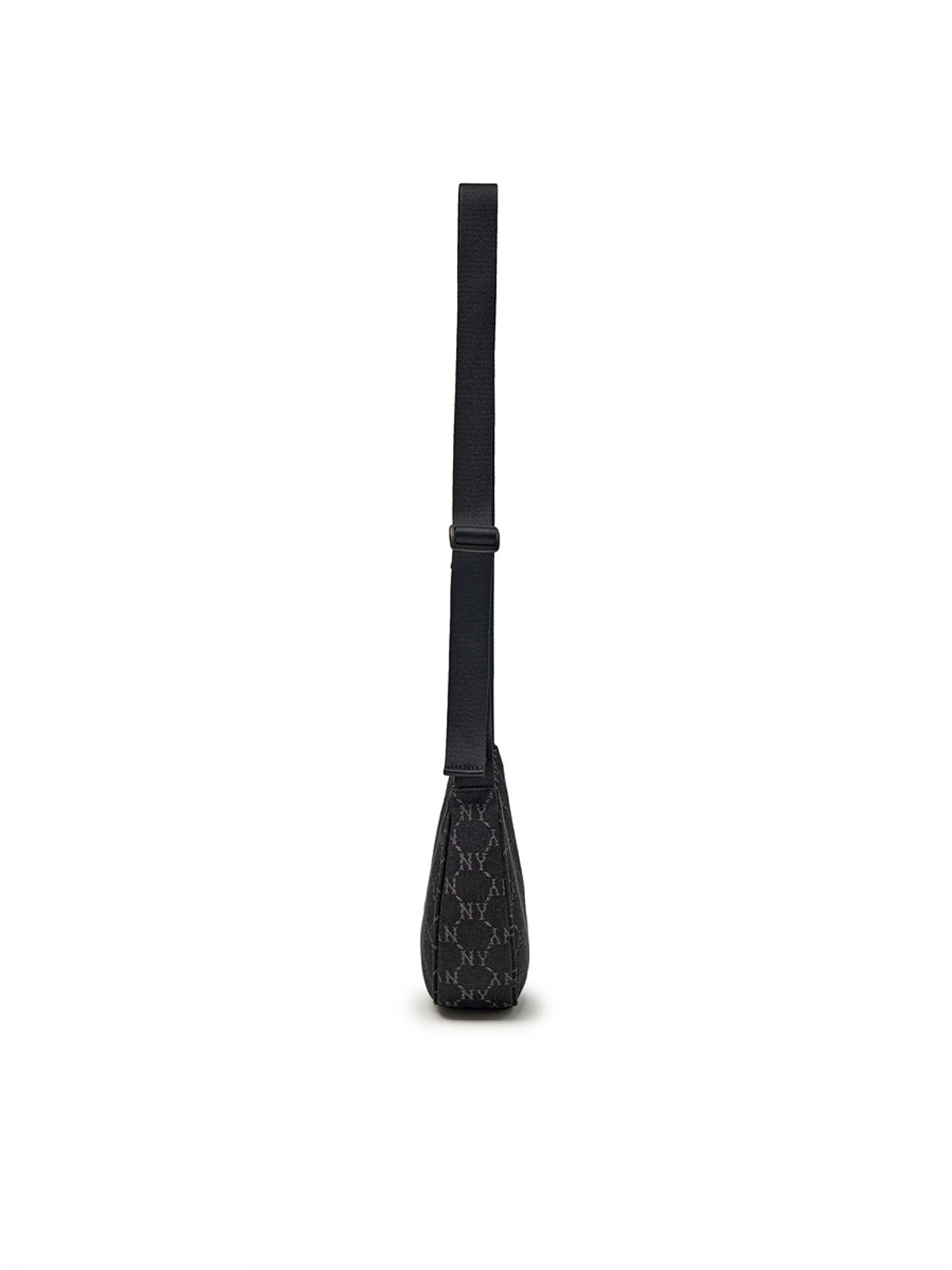 엠엘비(MLB) 다이아 모노그램 데님 JQD 호보백 NY (Black)