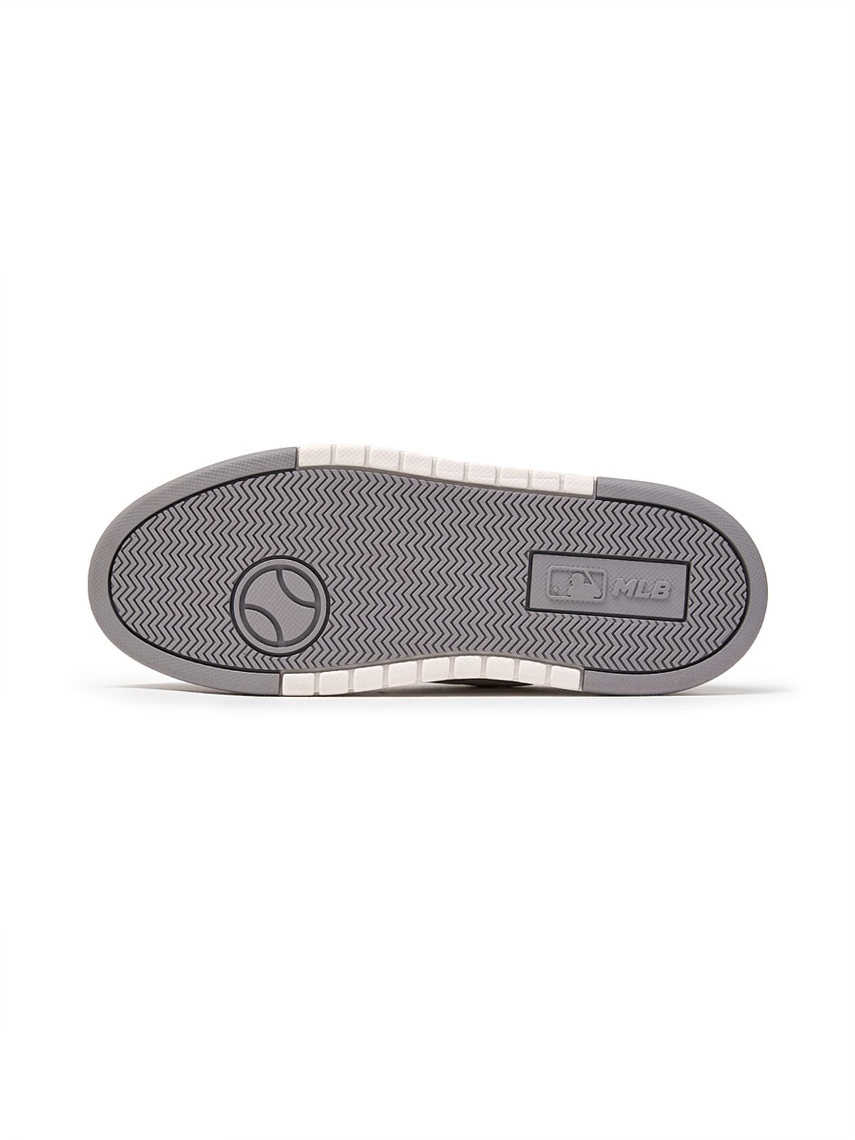 엠엘비(MLB) 청키라이너 엠보 모노그램 쿠퍼스 타운 NY (Charcoal Grey)
